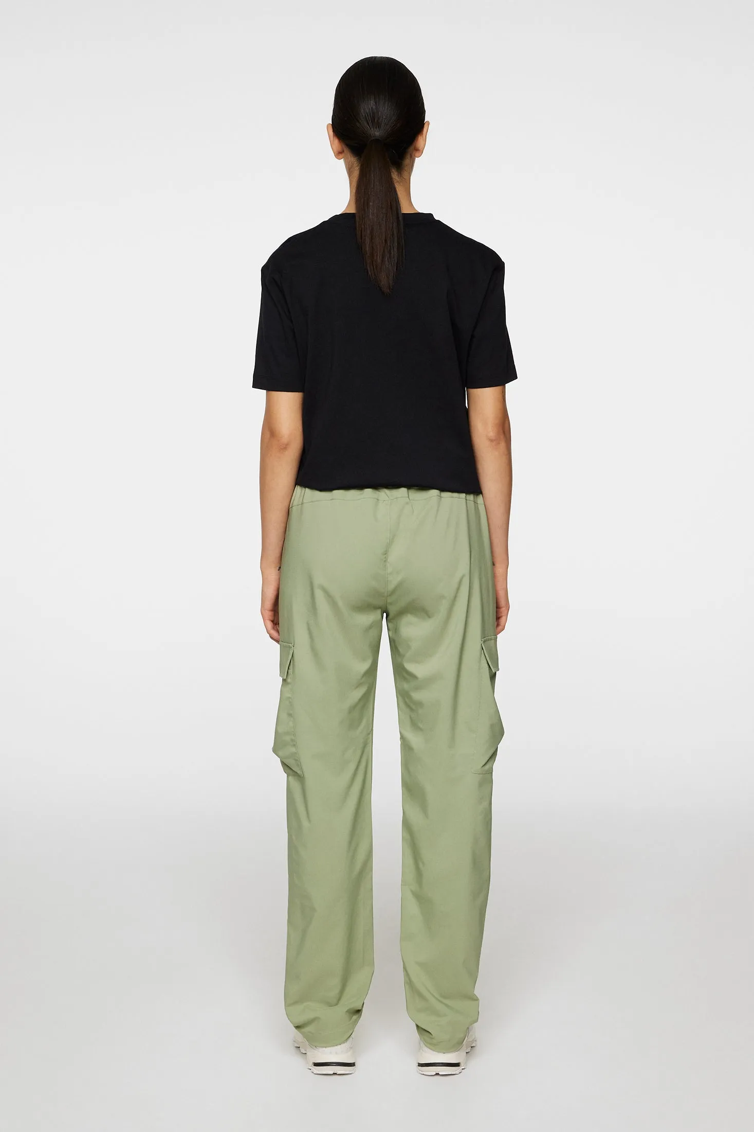 Novia Pro Pack Pant / Oil Green sold by J. Lindeberg product image thumbnail 3