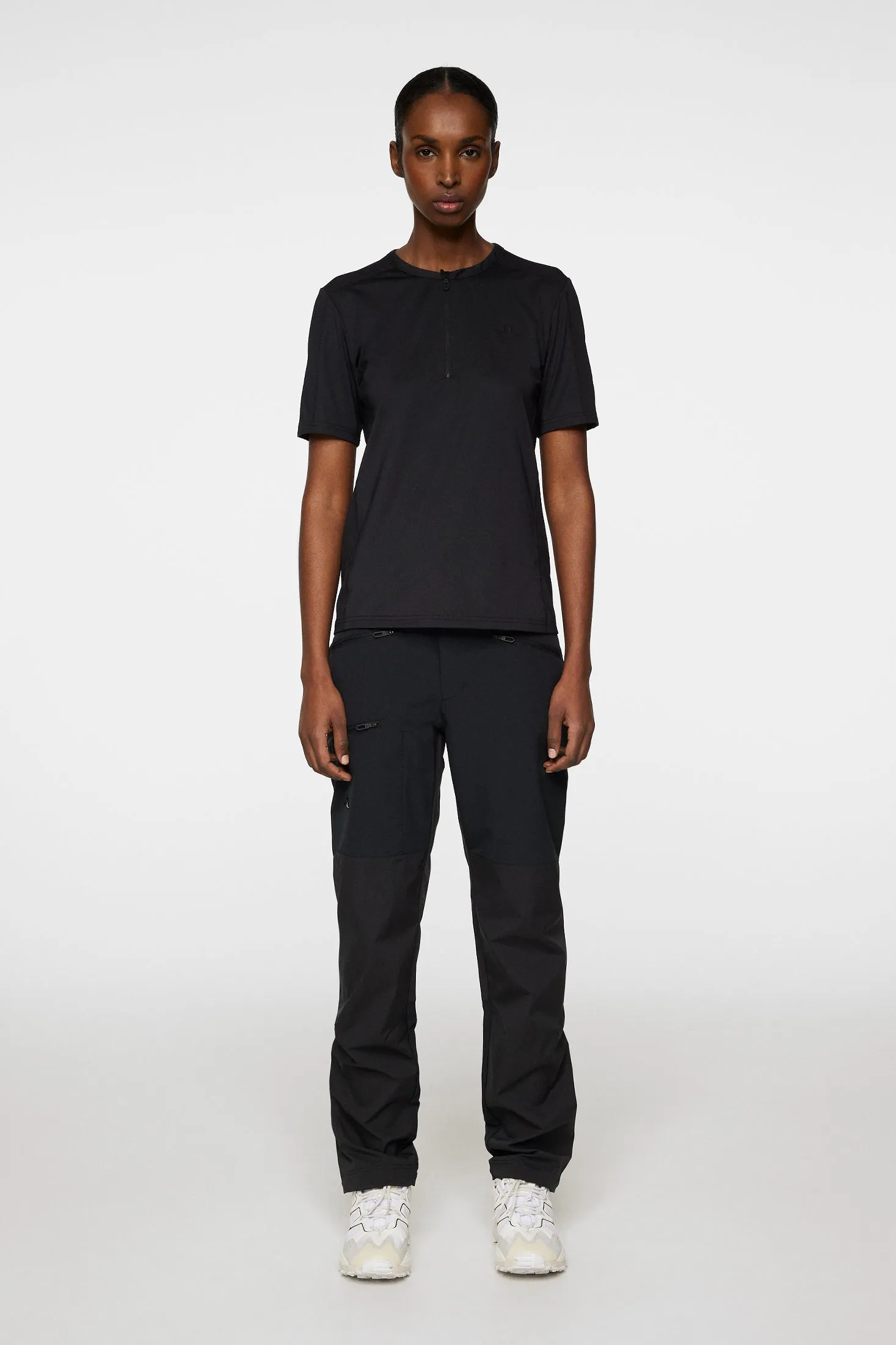 Landa T-shirt / Black sold by J. Lindeberg product image thumbnail 5