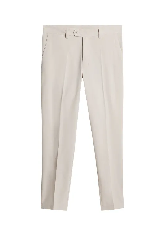 Vent Pant / Moonbeam sold by J. Lindeberg