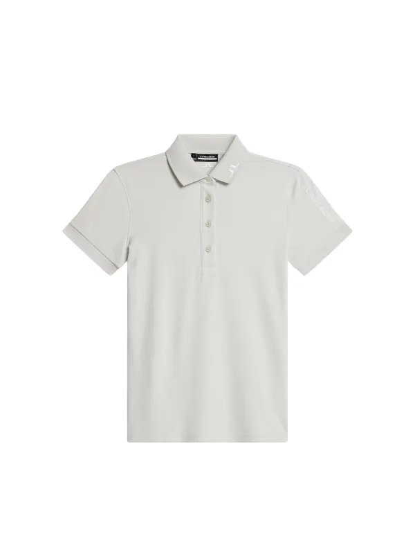 Tour Tech Polo / Moonbeam sold by J. Lindeberg