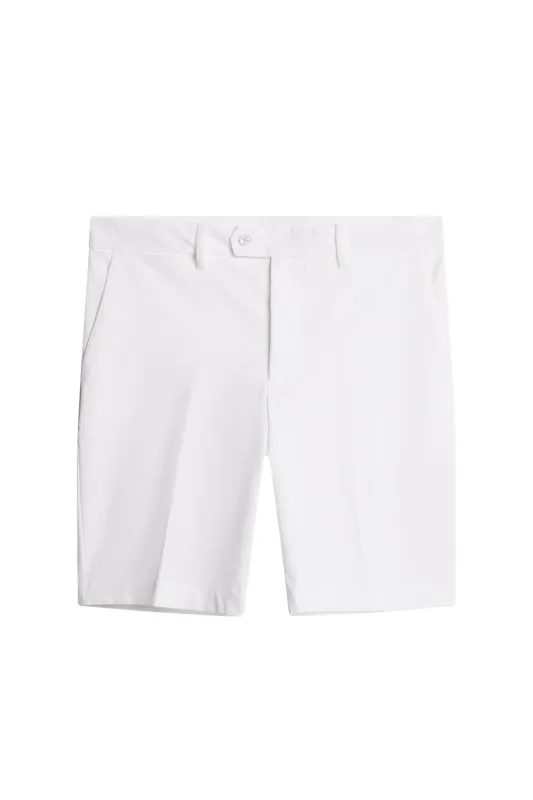 Vent Shorts / White made by J. Lindeberg