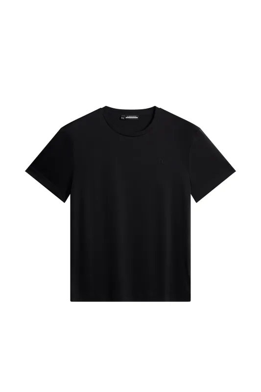 Ade T-shirt / Black sold by J. Lindeberg