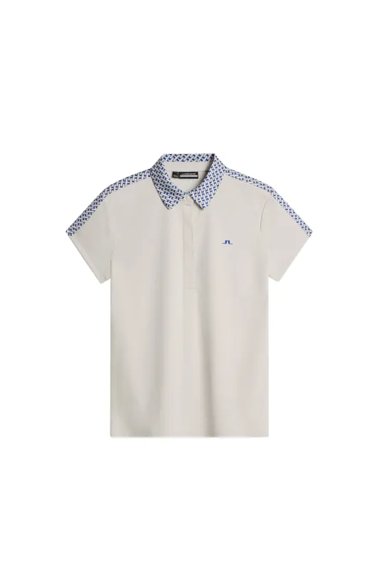 Cara Polo / Moonbeam sold by J. Lindeberg