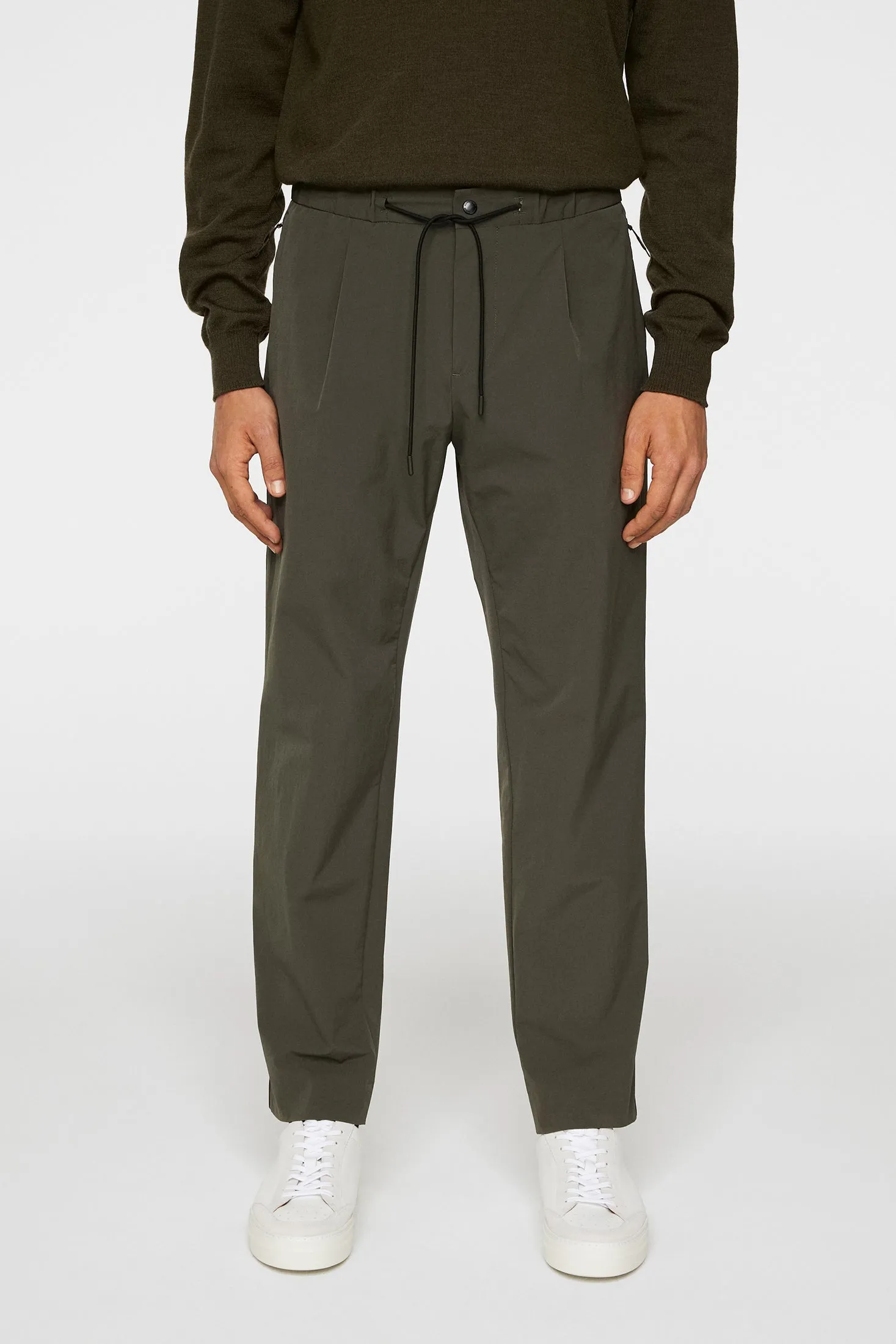 Jin DS Pleated Pants / Forest Green sold by J. Lindeberg product image thumbnail 2