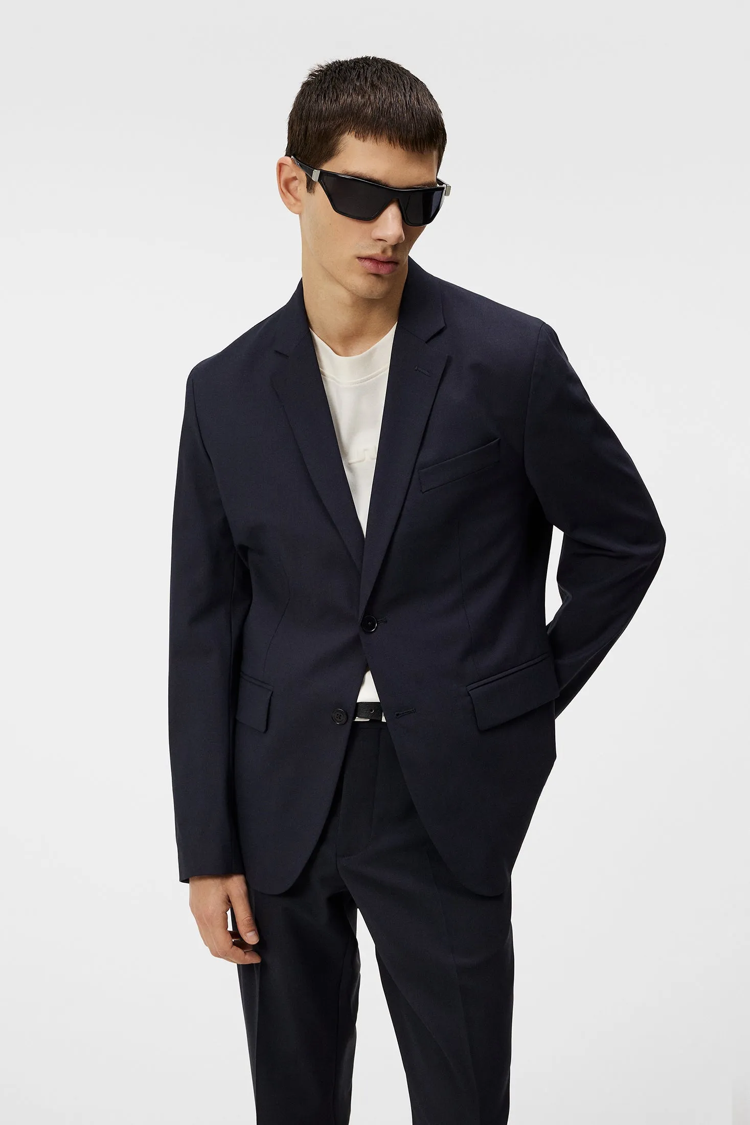 Hopper U Bi-stretch Blazer / JL Navy sold by J. Lindeberg product image thumbnail 2