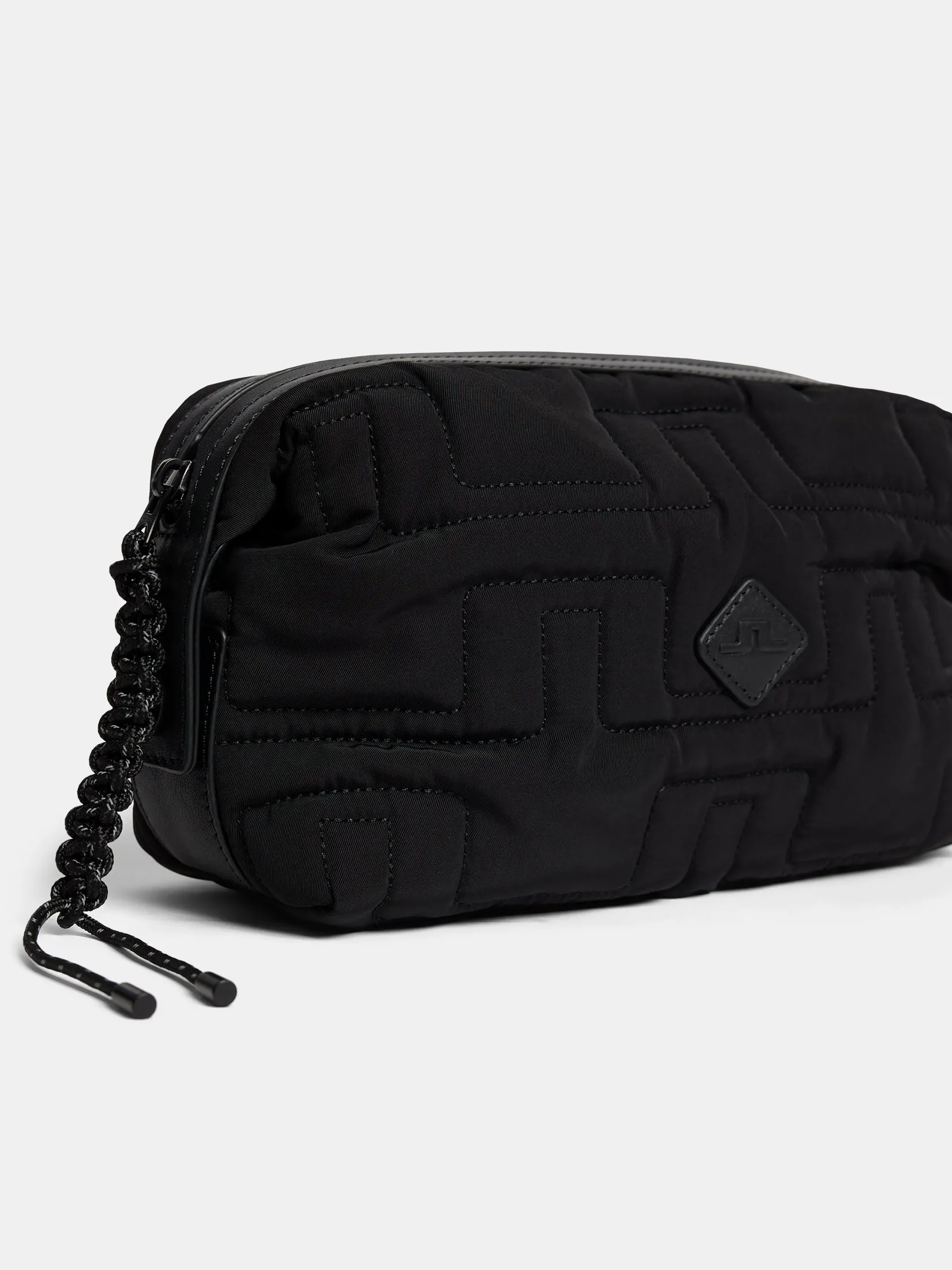 JL Wash bag / Black sold by J. Lindeberg product image thumbnail 3