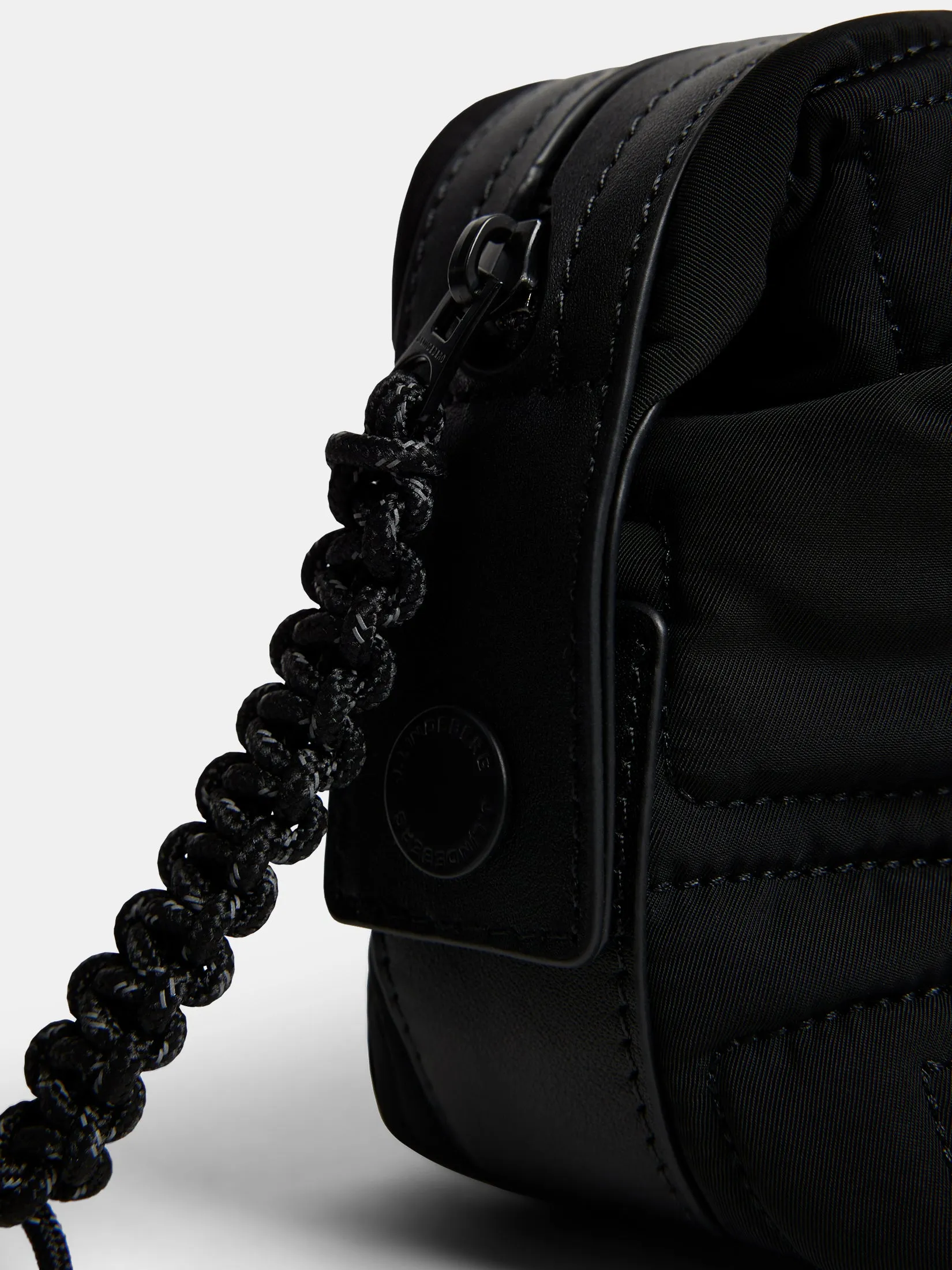 JL Wash bag / Black sold by J. Lindeberg product image thumbnail 4