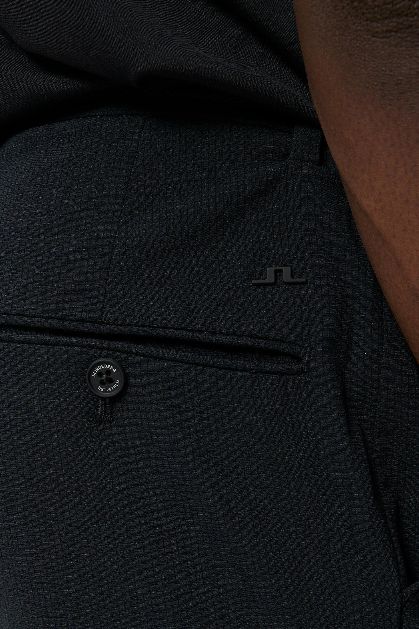 Vent Tight Golf Shorts / Black sold by J. Lindeberg product image thumbnail 5