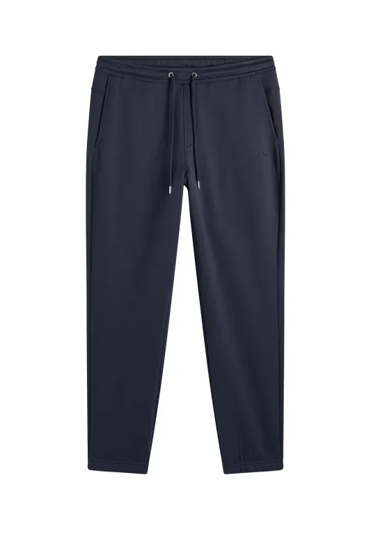 Alpha pant / JL Navy sold by J. Lindeberg