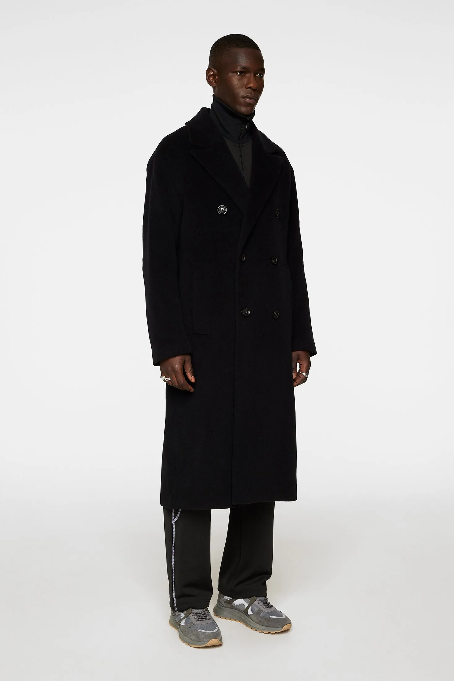 Willy Wool Coat / Black sold by J. Lindeberg product image thumbnail 2