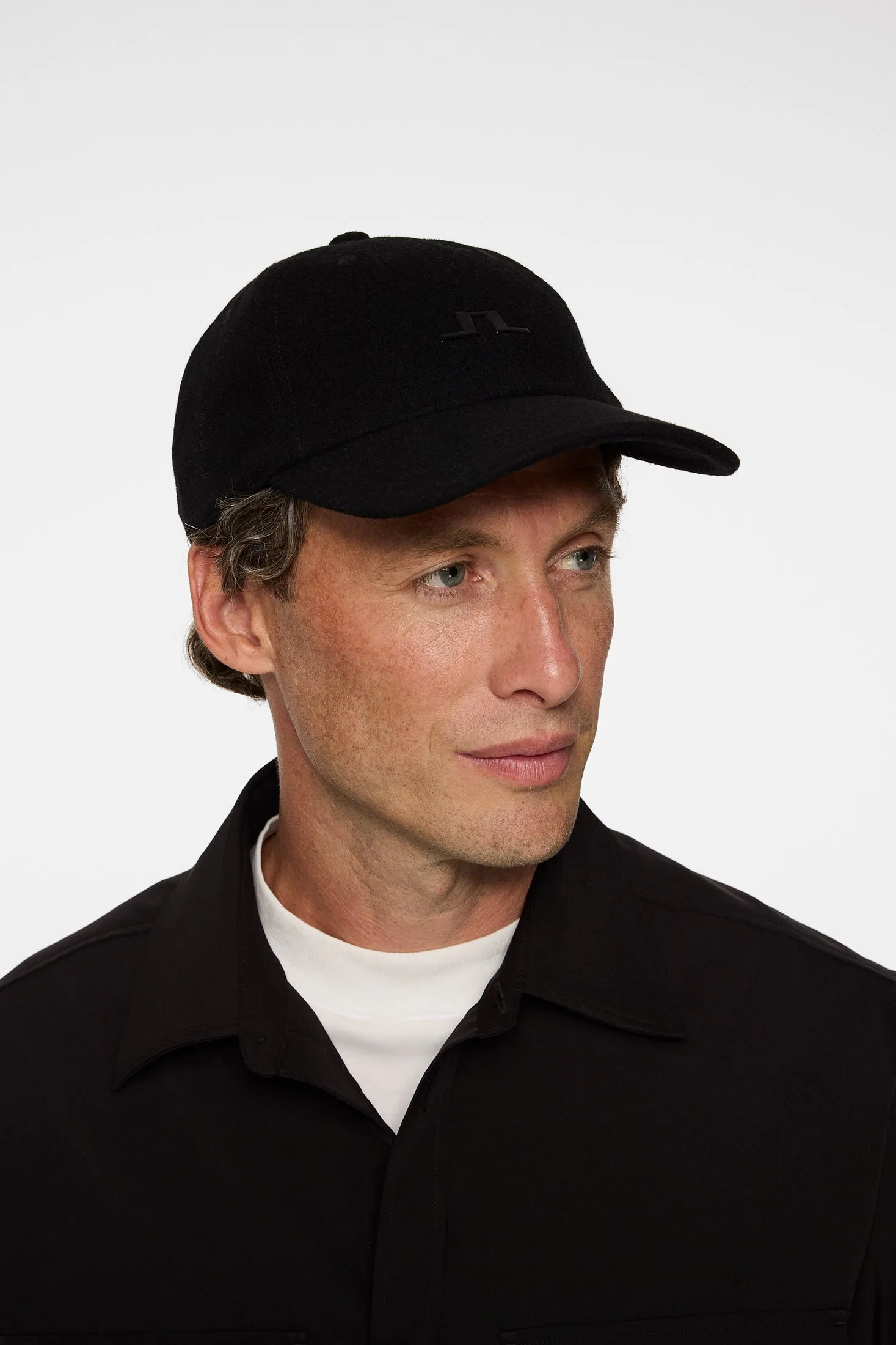 Elijah Wool Cap / Black sold by J. Lindeberg product image thumbnail 3