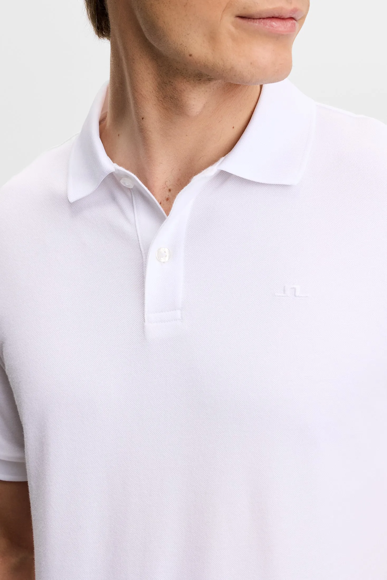 Verse Polo / White sold by J. Lindeberg product image thumbnail 5