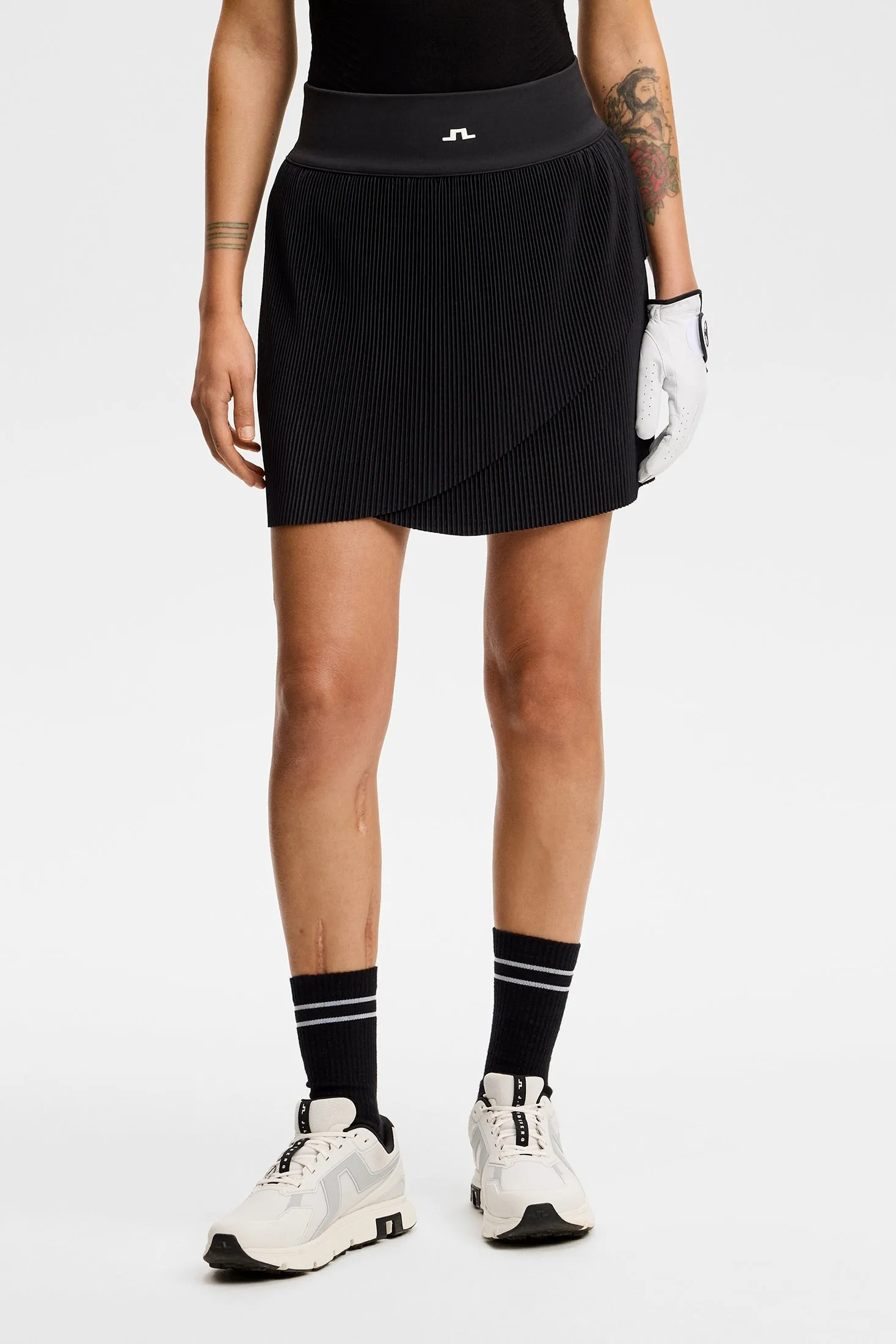 Brit Skirt / Black sold by J. Lindeberg product image thumbnail 2