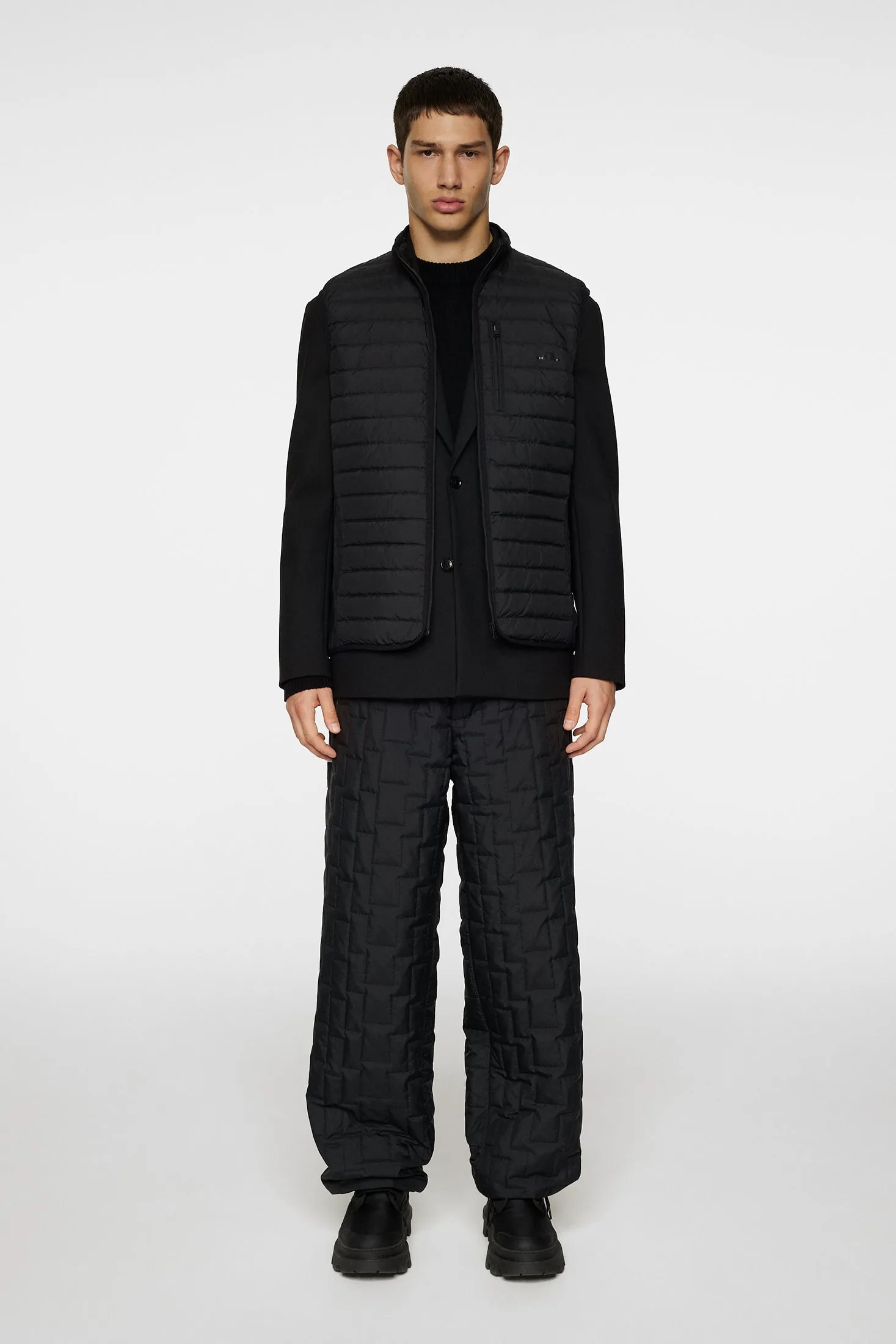 Pace Down liner Vest / Black sold by J. Lindeberg product image thumbnail 4