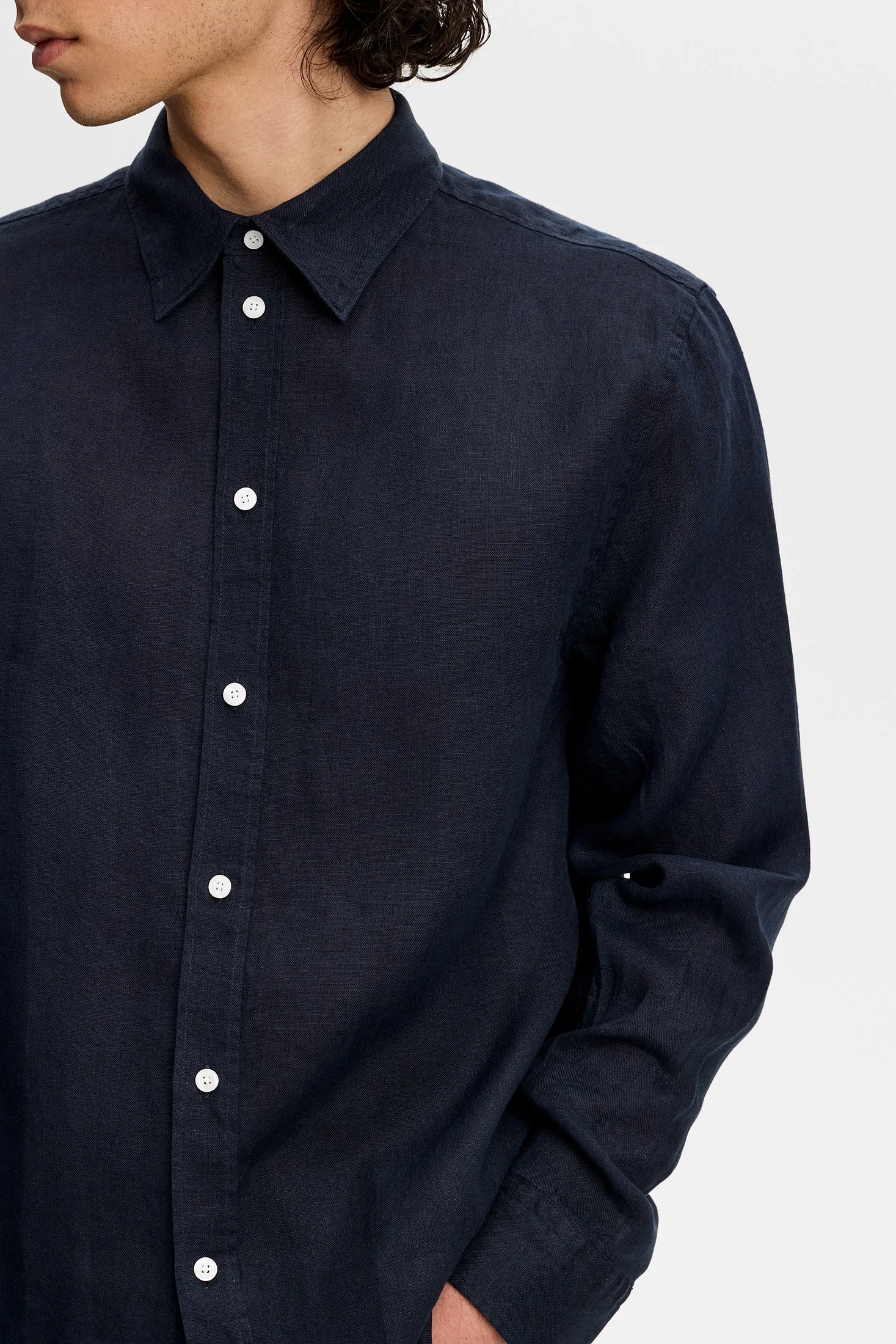 Zachary Clean Linen Shirt / JL Navy sold by J. Lindeberg product image thumbnail 4