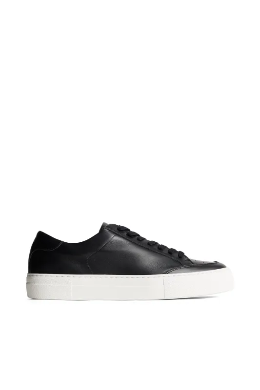 Art Signature Leather Sneaker / Black sold by J. Lindeberg