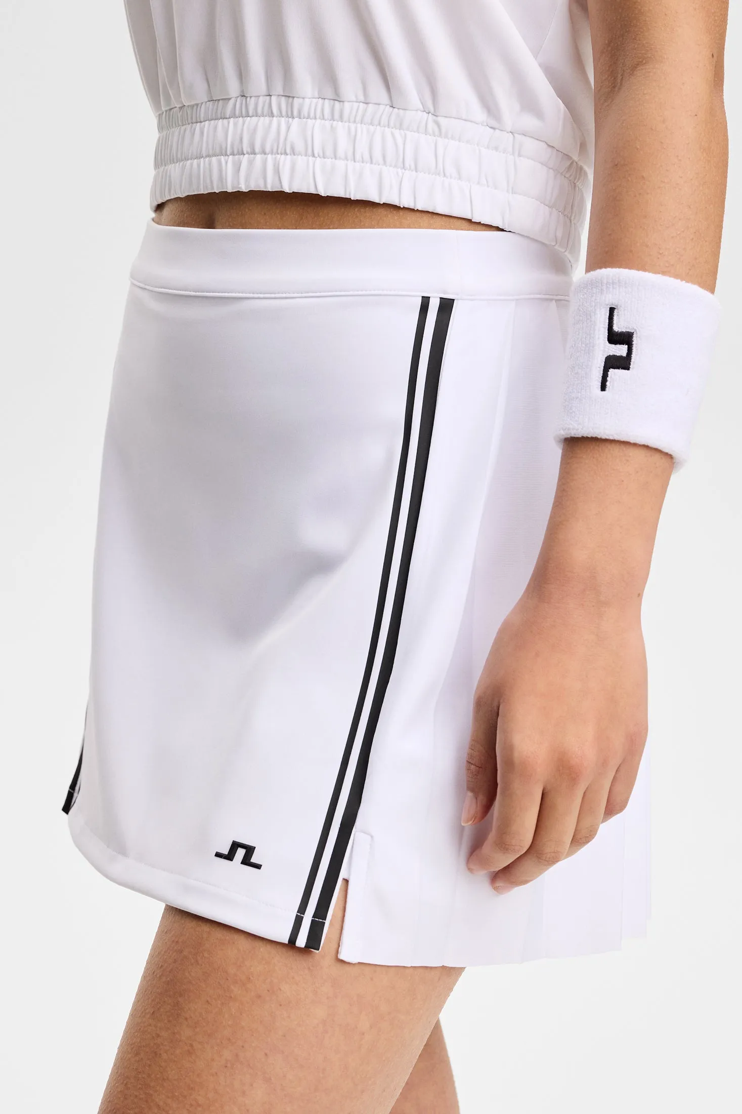 Svea Skirt / White sold by J. Lindeberg product image thumbnail 4