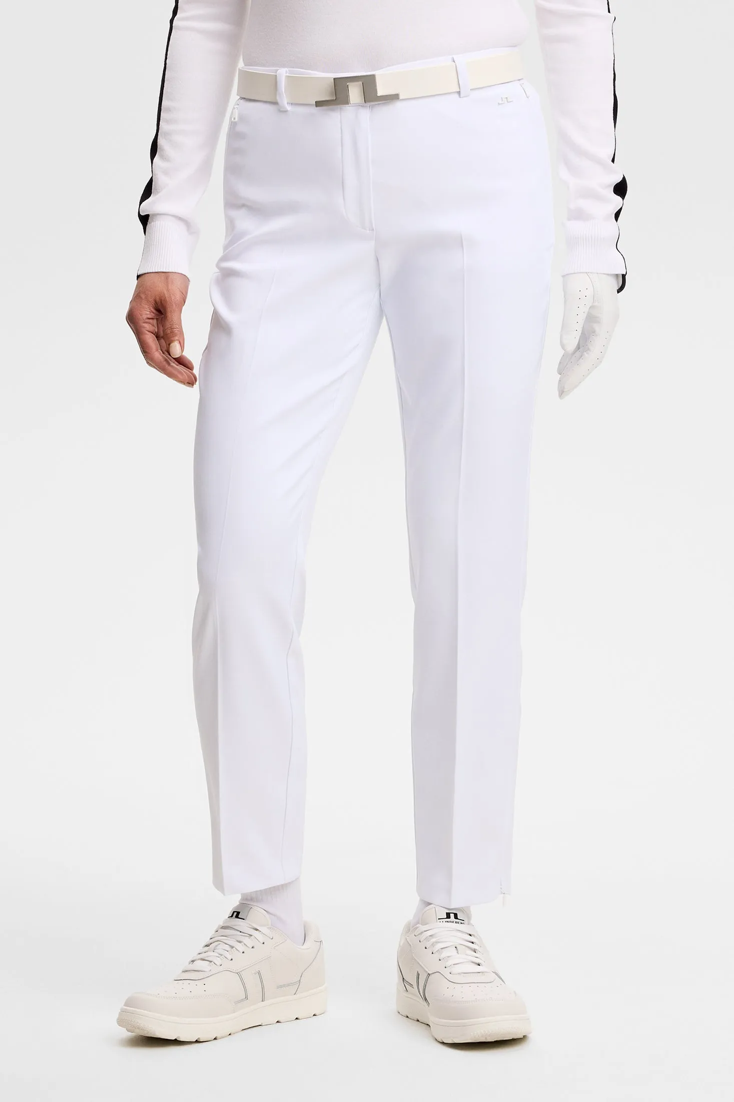Pia Pant / White sold by J. Lindeberg