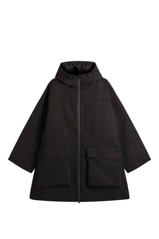 Florentine Jacket / Black made by J. Lindeberg