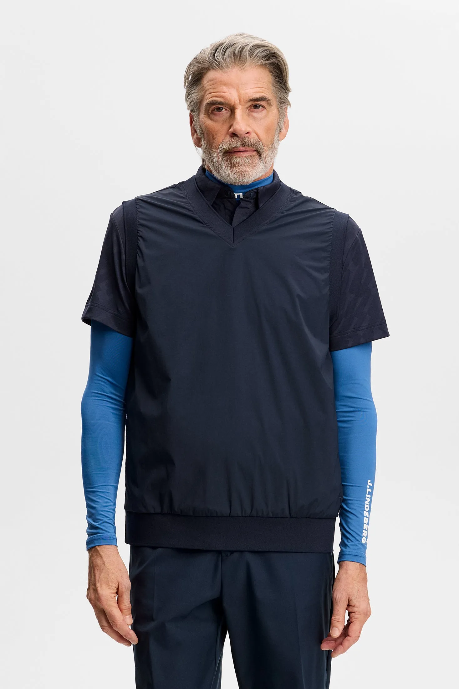 Hybrid Vest Windbreaker / JL Navy sold by J. Lindeberg product image thumbnail 2