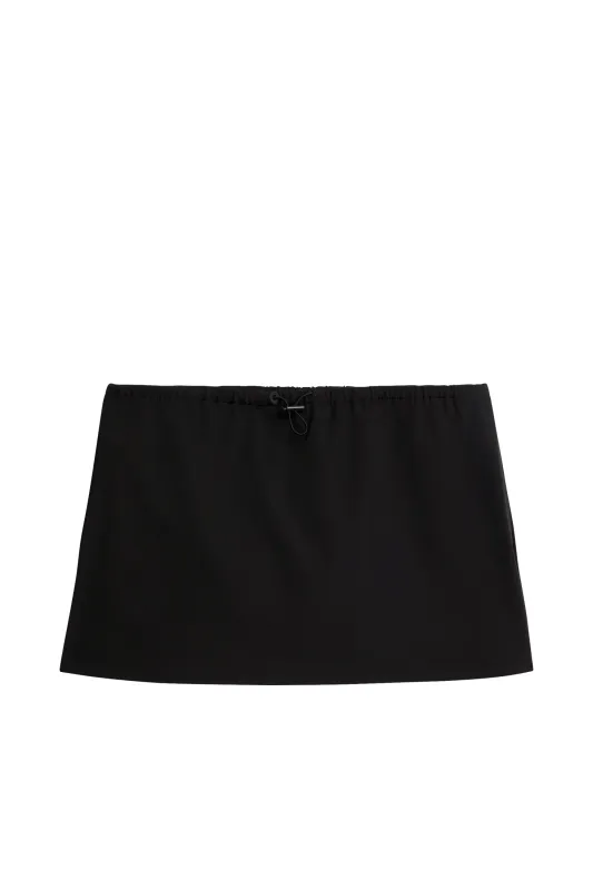Minny Mini Skirt / Black made by J. Lindeberg