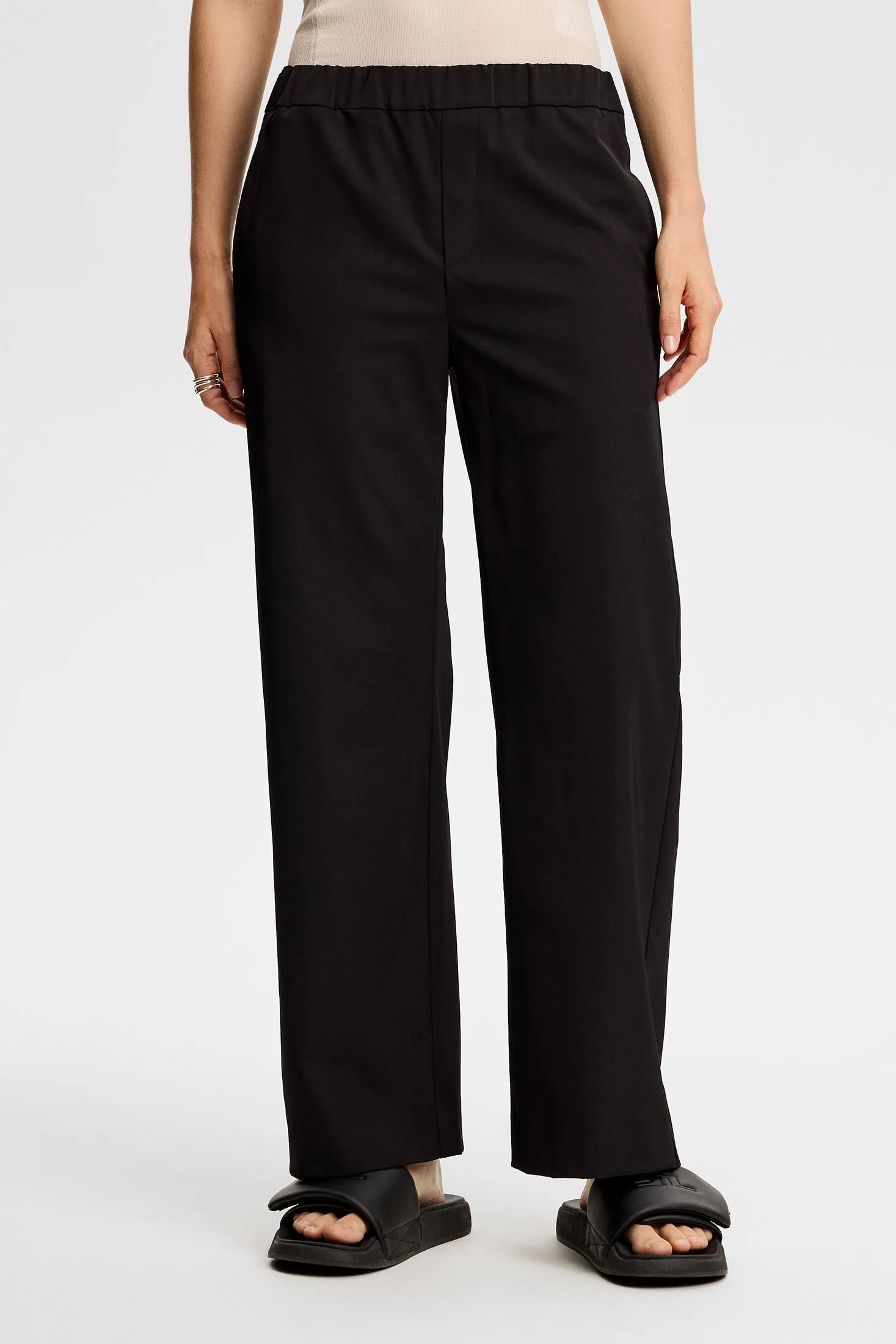 Anja Pant / Black sold by J. Lindeberg product image thumbnail 2