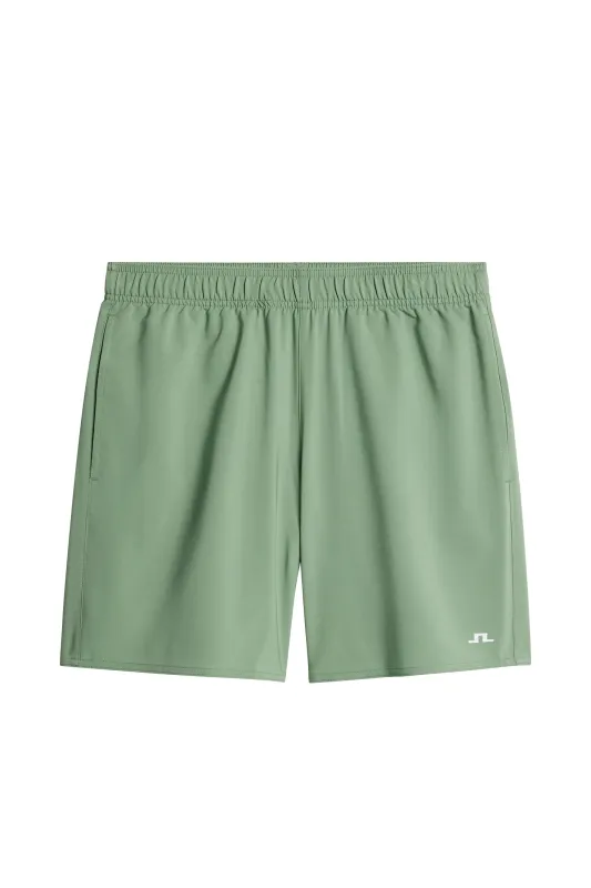 Preston Shorts / Hedge Green made by J. Lindeberg