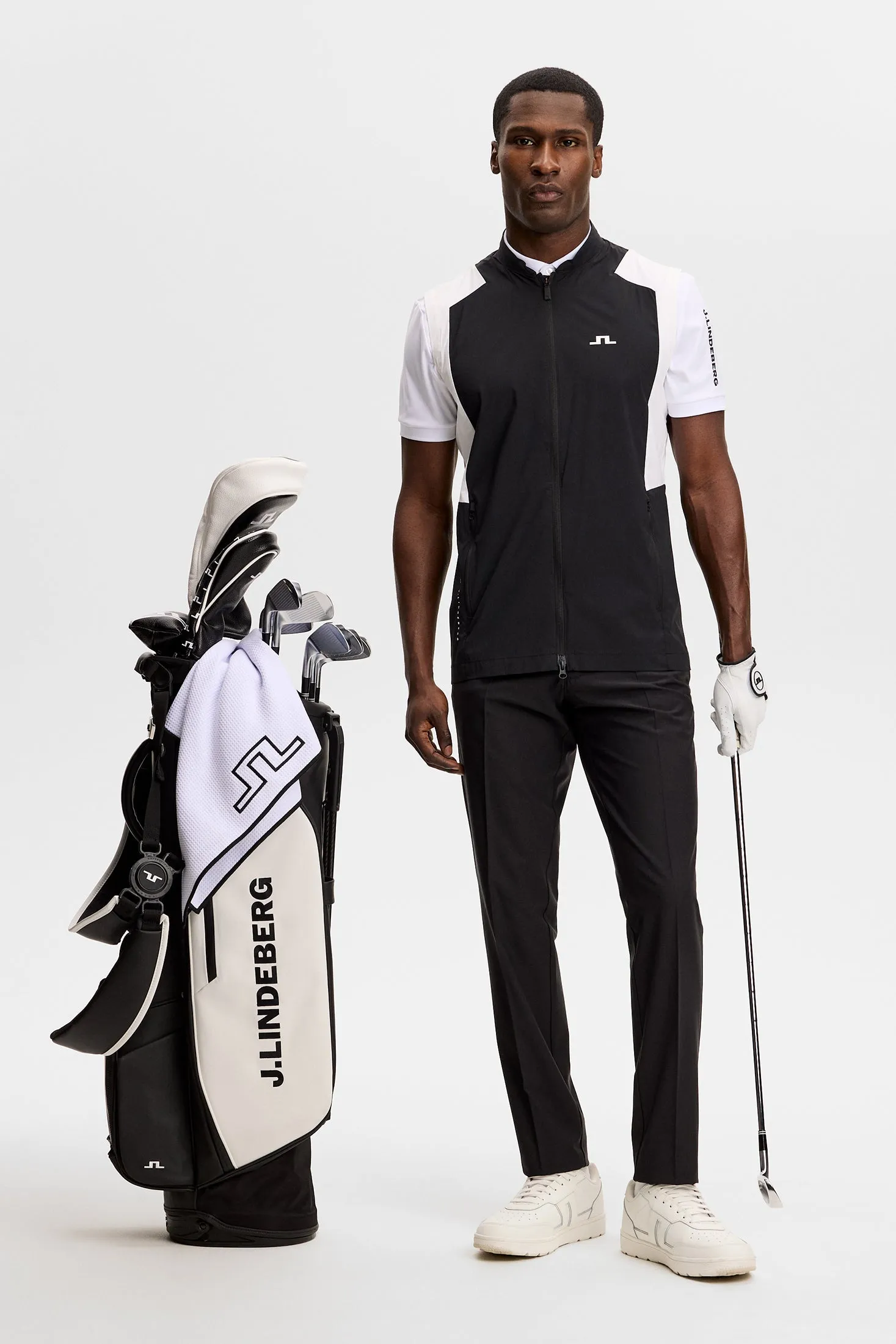 Jacs Zip Packable Vest / Black sold by J. Lindeberg product image thumbnail 4