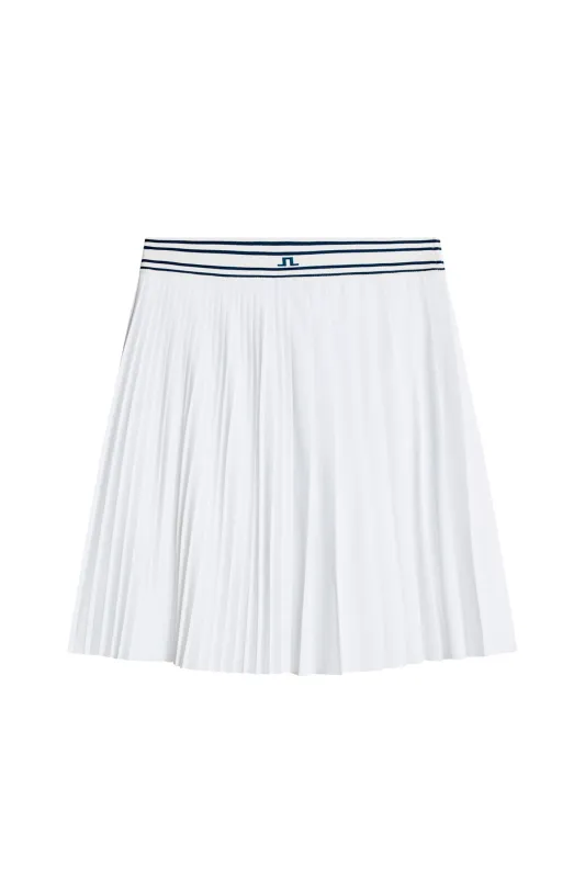 Flo Skirt / White made by J. Lindeberg