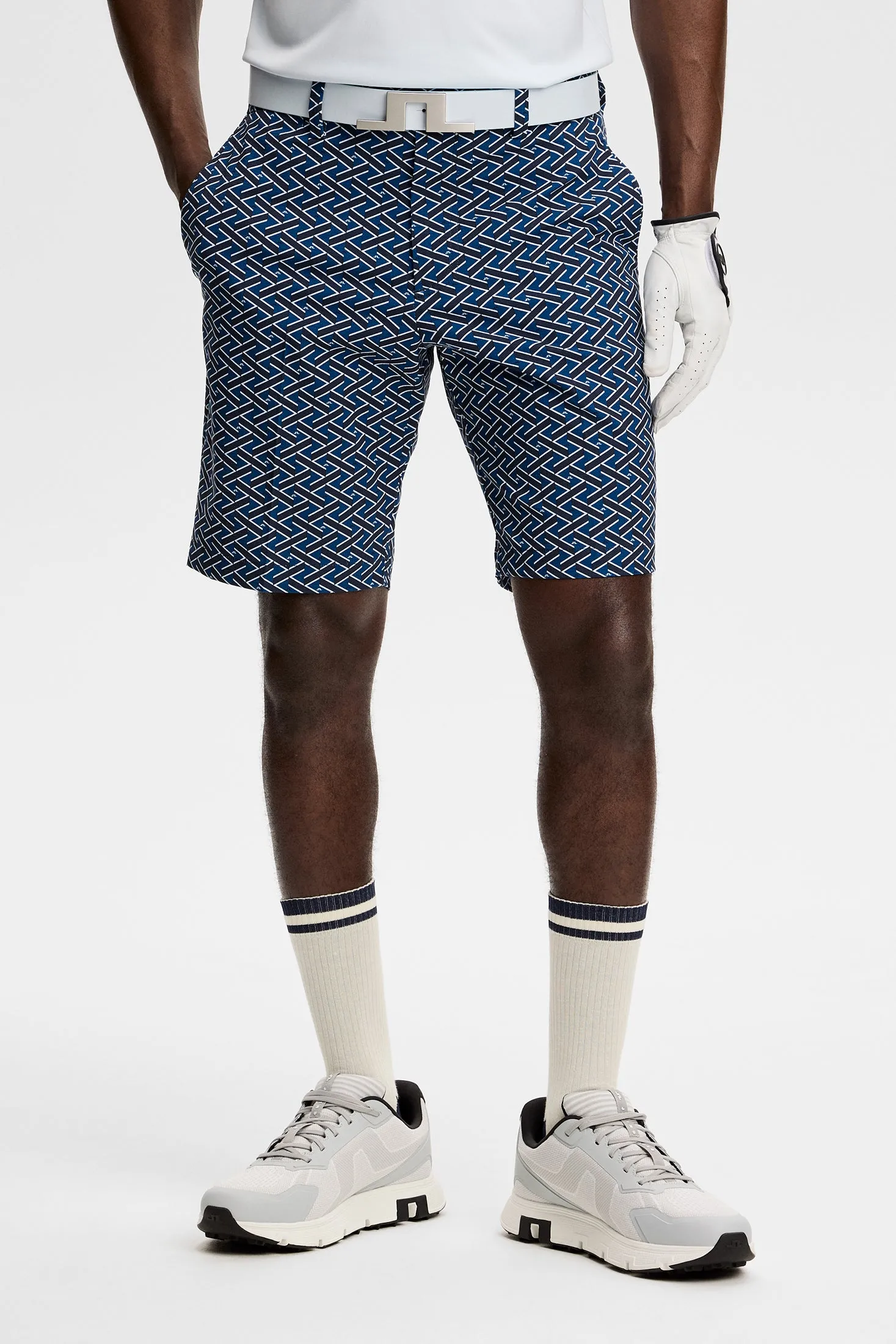 Vent Print Shorts / Ladder Estate Navy S sold by J. Lindeberg product image thumbnail 2