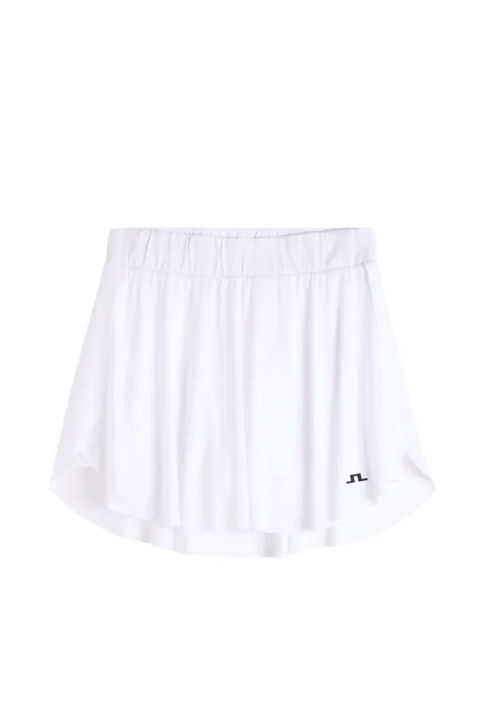 Feilia Skirt / White made by J. Lindeberg