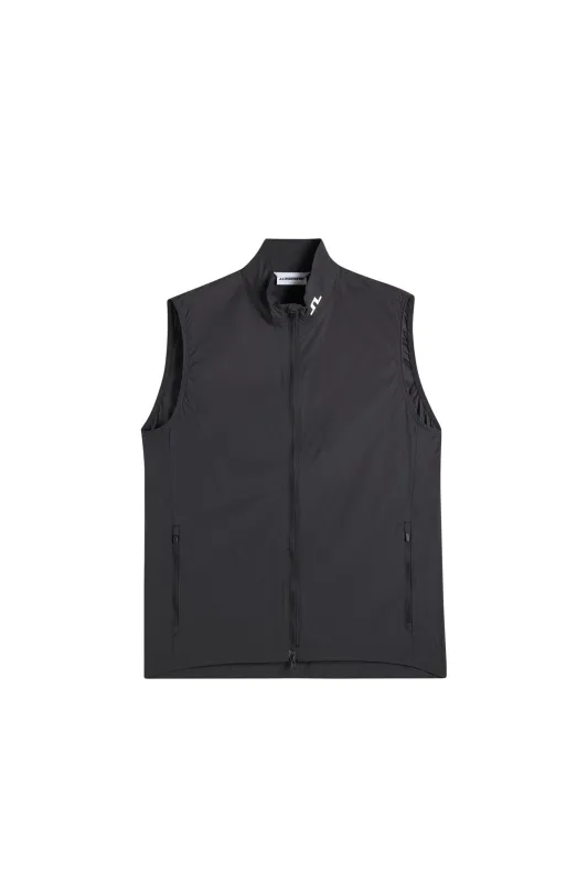 Tour Tech Packable Vest / Black made by J. Lindeberg