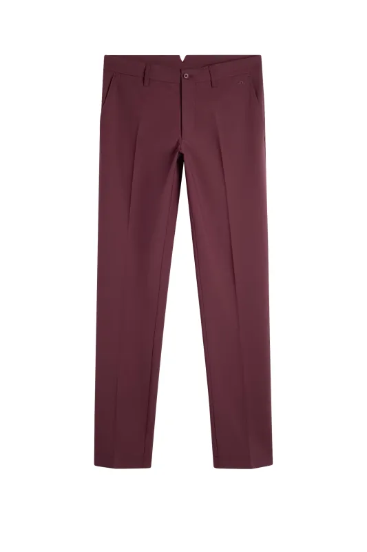 Ellott Pant / Winetasting made by J. Lindeberg