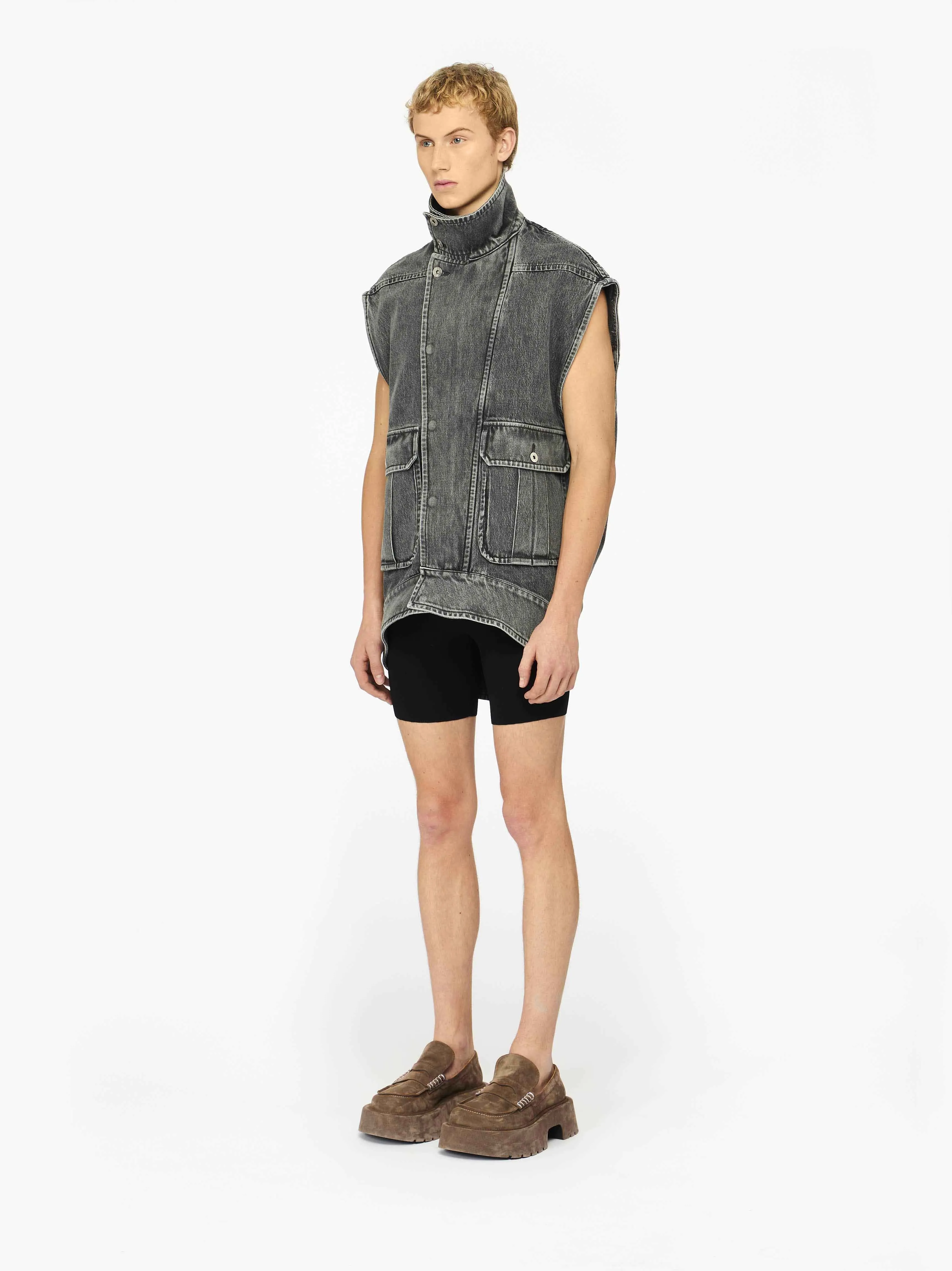 OVERSIZED SLEEVELESS HIGH NECK JACKET sold by J.W. Anderson product image thumbnail 4