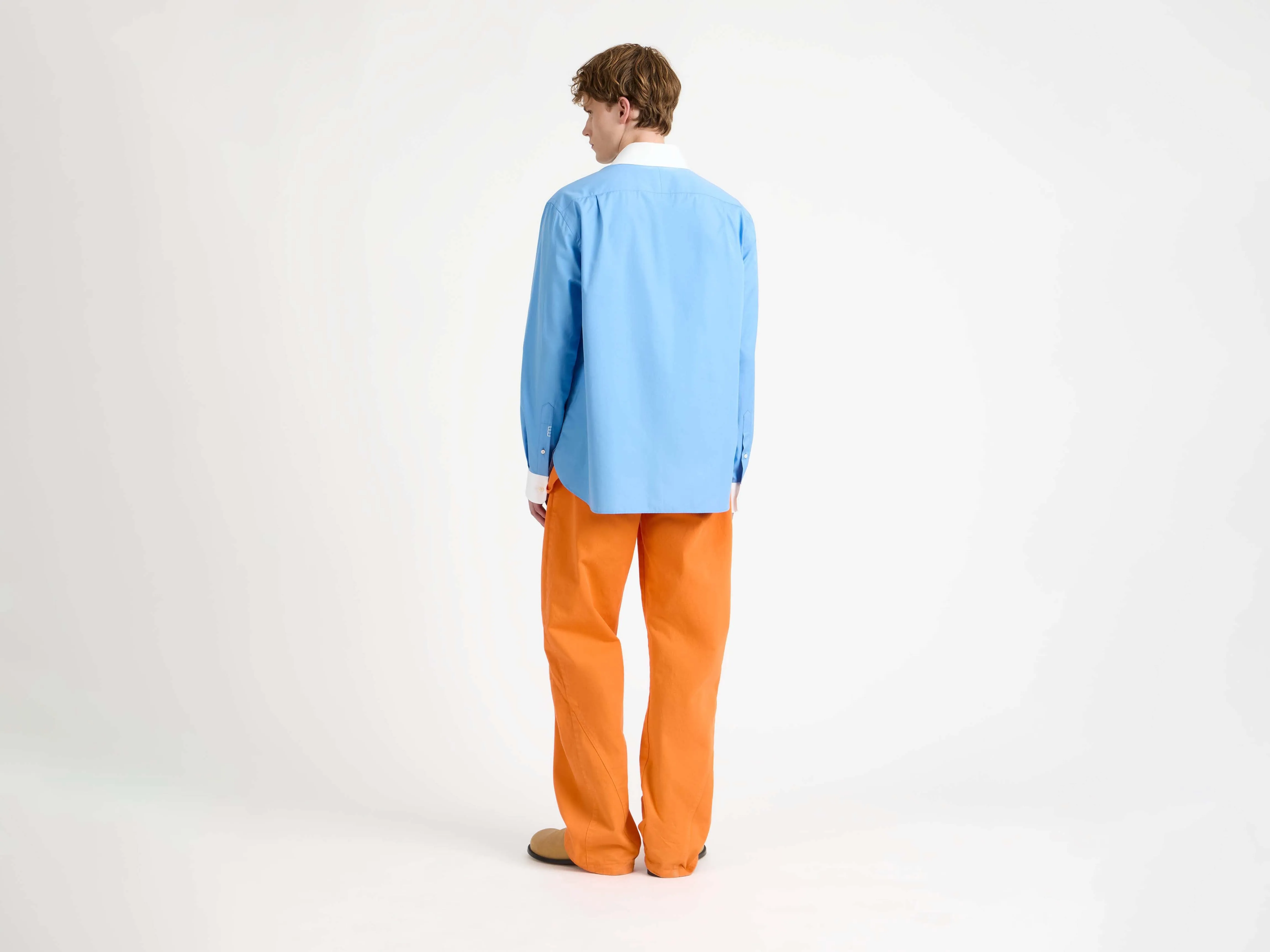 MENS CONTRAST COLLAR DRESS SHIRT IN CORNFLOWER BLUE sold by J.W. Anderson product image thumbnail 5