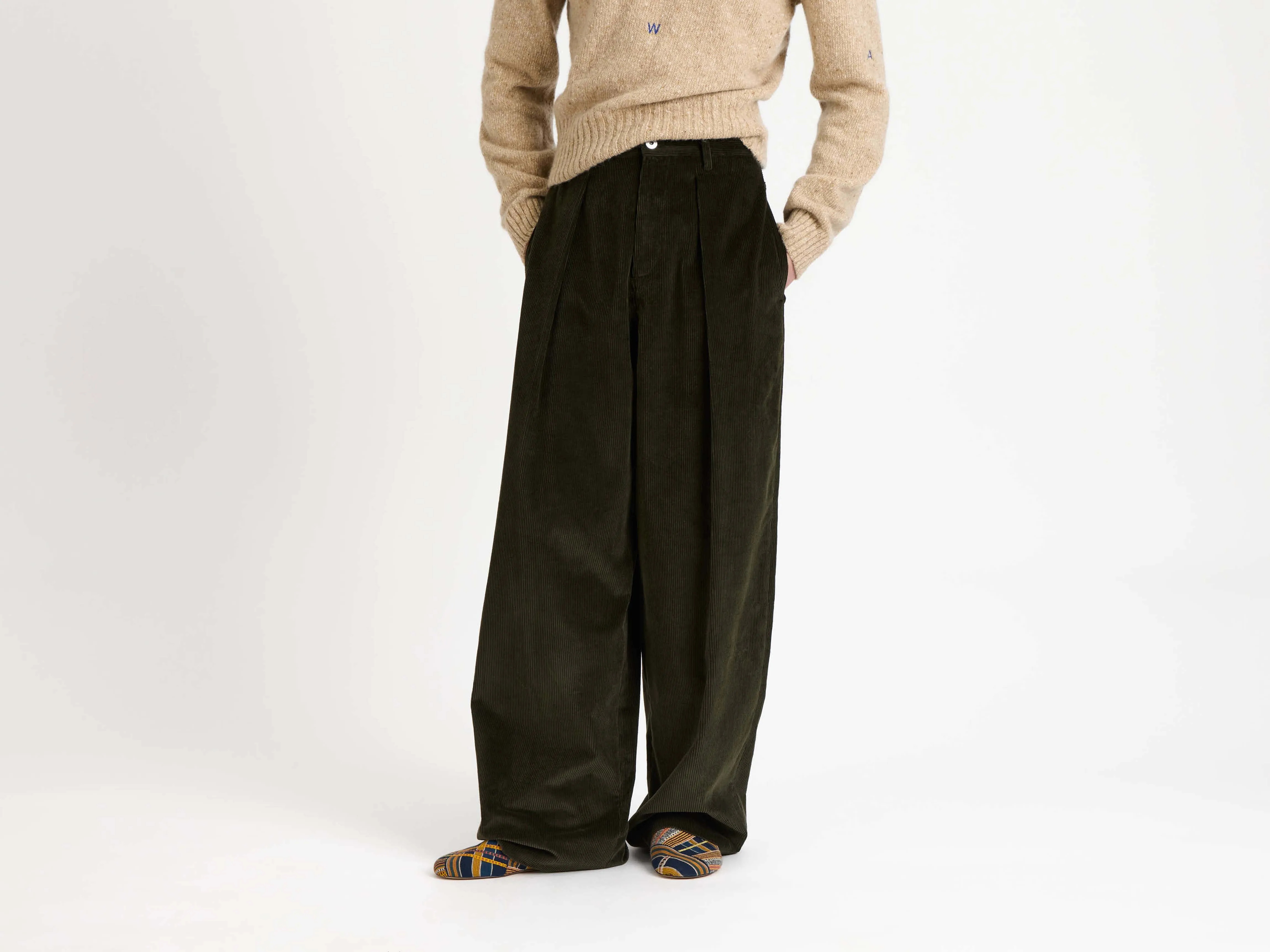 MENS SINGLE PLEAT TROUSERS IN MOSS sold by J.W. Anderson product image thumbnail 3