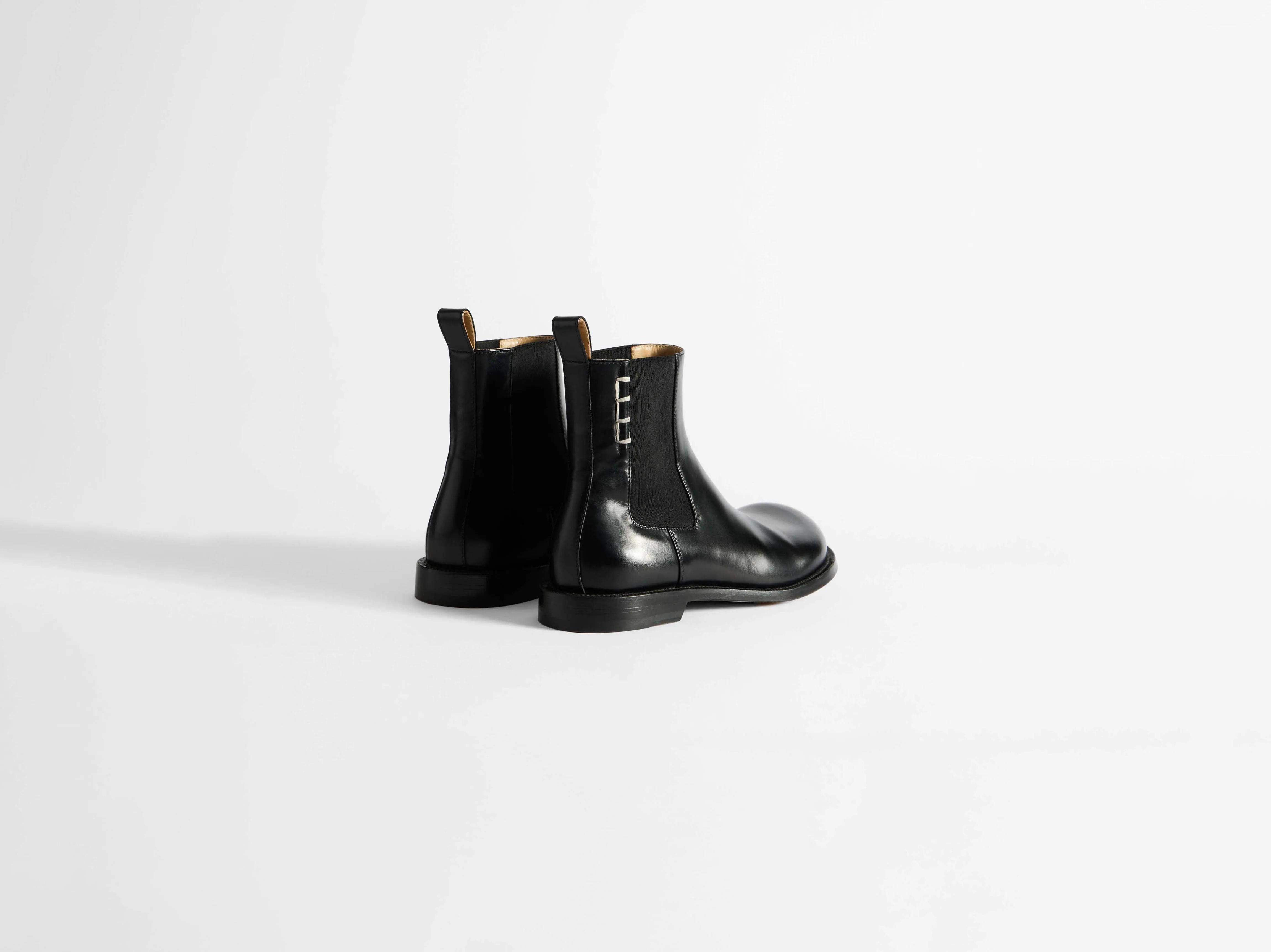 WOMENS CHELSEA LOAFER BOOTS IN BLACK sold by J.W. Anderson product image thumbnail 2