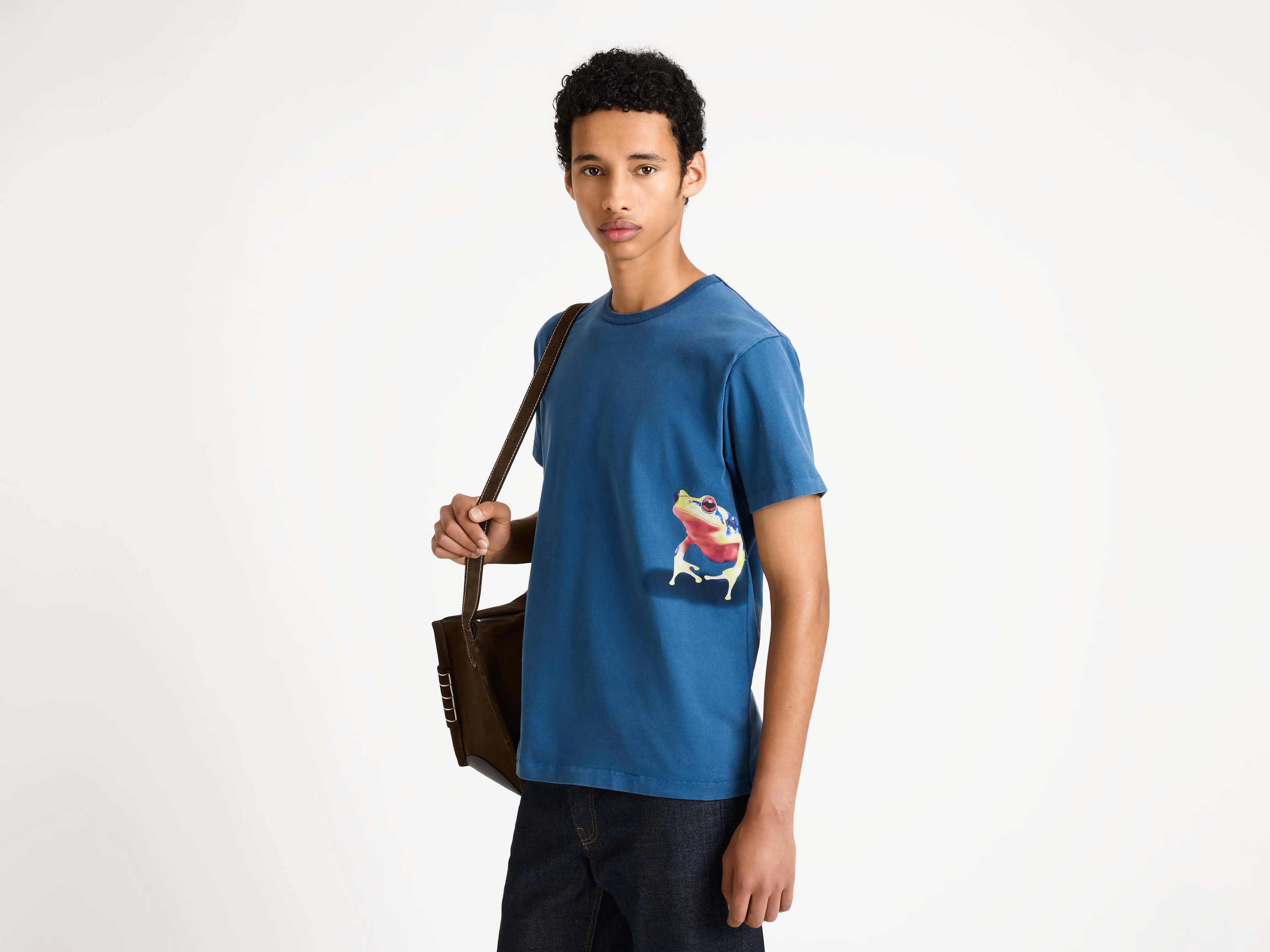 MENS PEEKING FROG TSHIRT IN MID BLUE sold by J.W. Anderson product image thumbnail 3