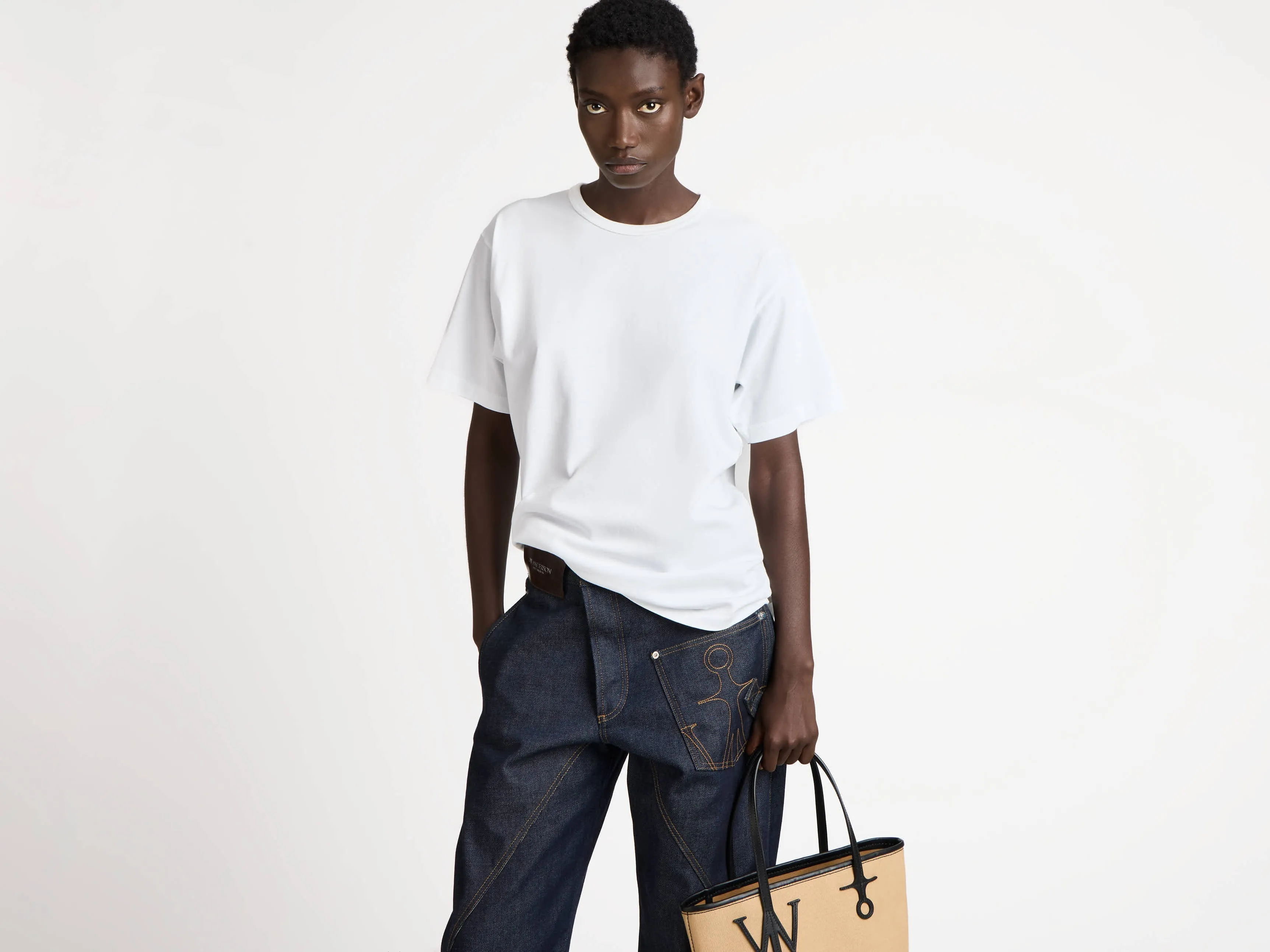 WOMENS EMBROIDERED ANCHOR T-SHIRT IN WHITE sold by J.W. Anderson product image thumbnail 3