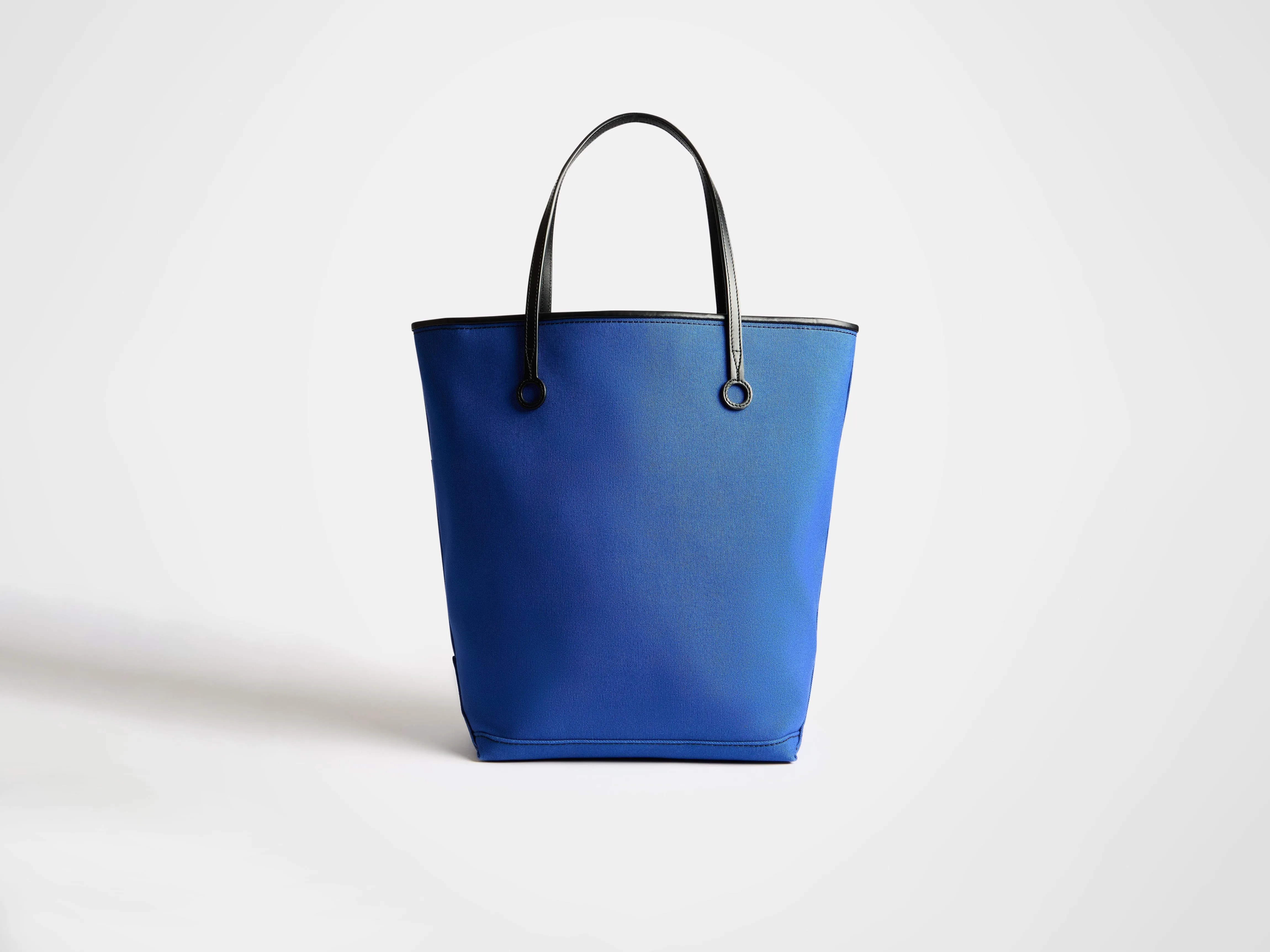 LARGE ANCHOR CANVAS & LEATHER TOTE IN BLUE sold by J.W. Anderson product image thumbnail 4
