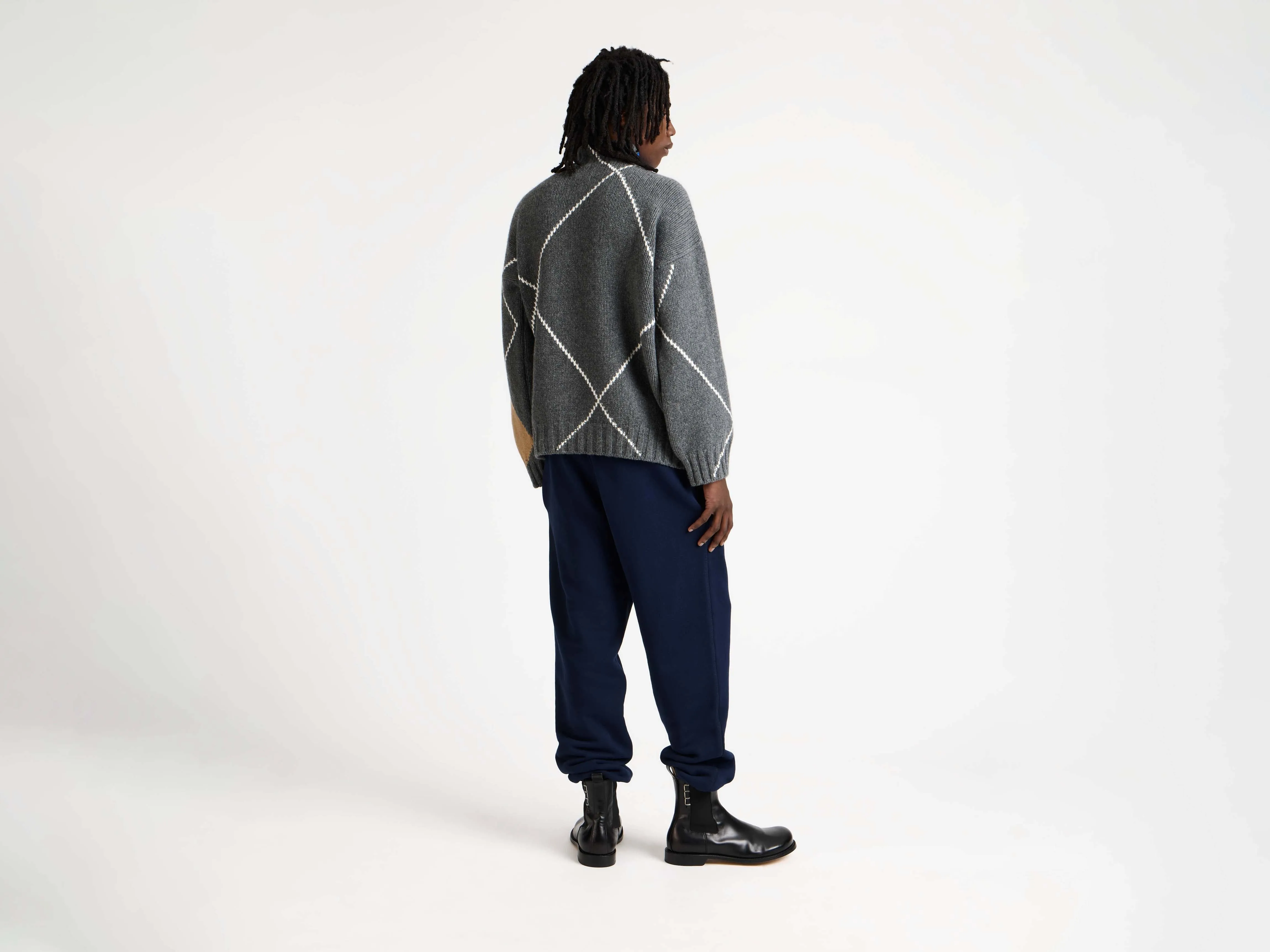 MENS JW ANDERSON X PRINGLE TURTLE-NECK ARGYLE JUMPER IN CHARCOAL sold by J.W. Anderson product image thumbnail 2