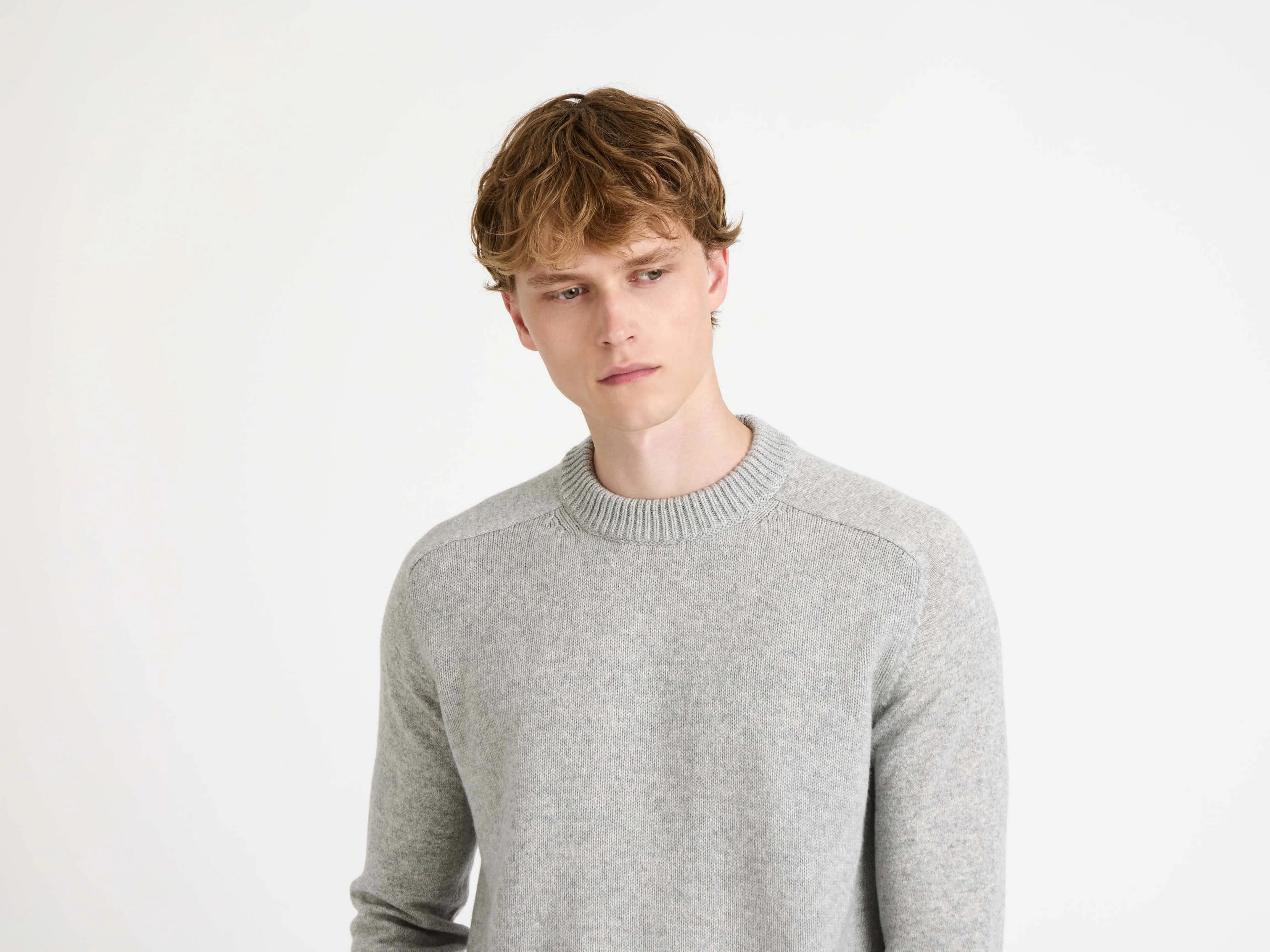 MENS RAGLAN JUMPER IN MID GREY MELANGE sold by J.W. Anderson