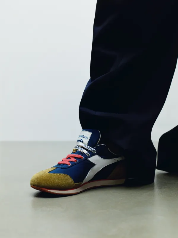 MENS JW ANDERSON X DIADORA SNEAKERS IN NAVY-PEONY made by J.W. Anderson