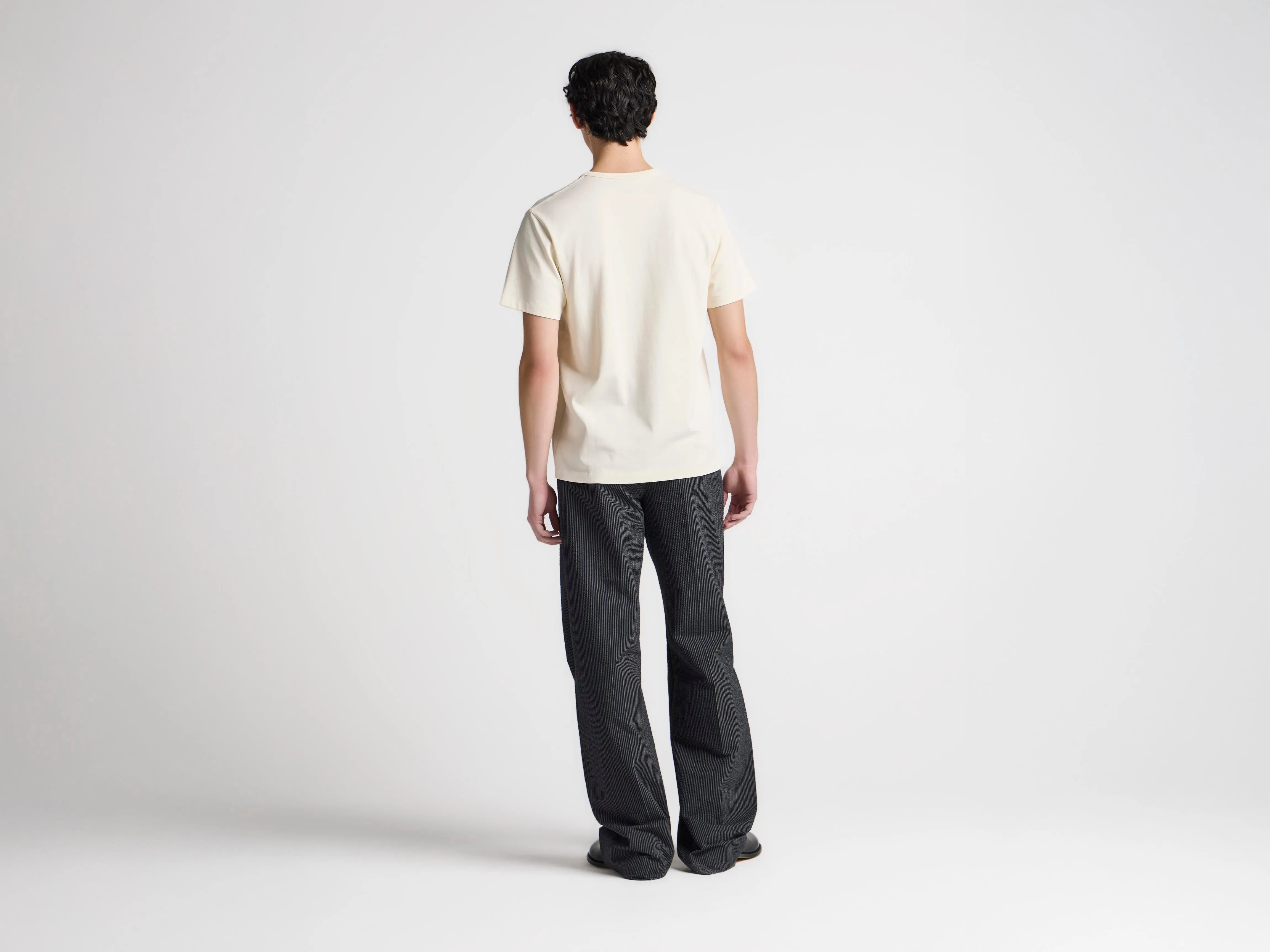 MENS PICKING FRUIT GRAPHIC PRINT T-SHIRT IN ECRU sold by J.W. Anderson product image thumbnail 2