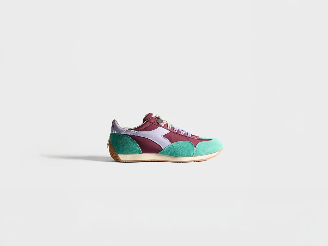 MENS JW ANDERSON X DIADORA EQUIPE TRAINERS IN EMPIRE RED made by J.W. Anderson