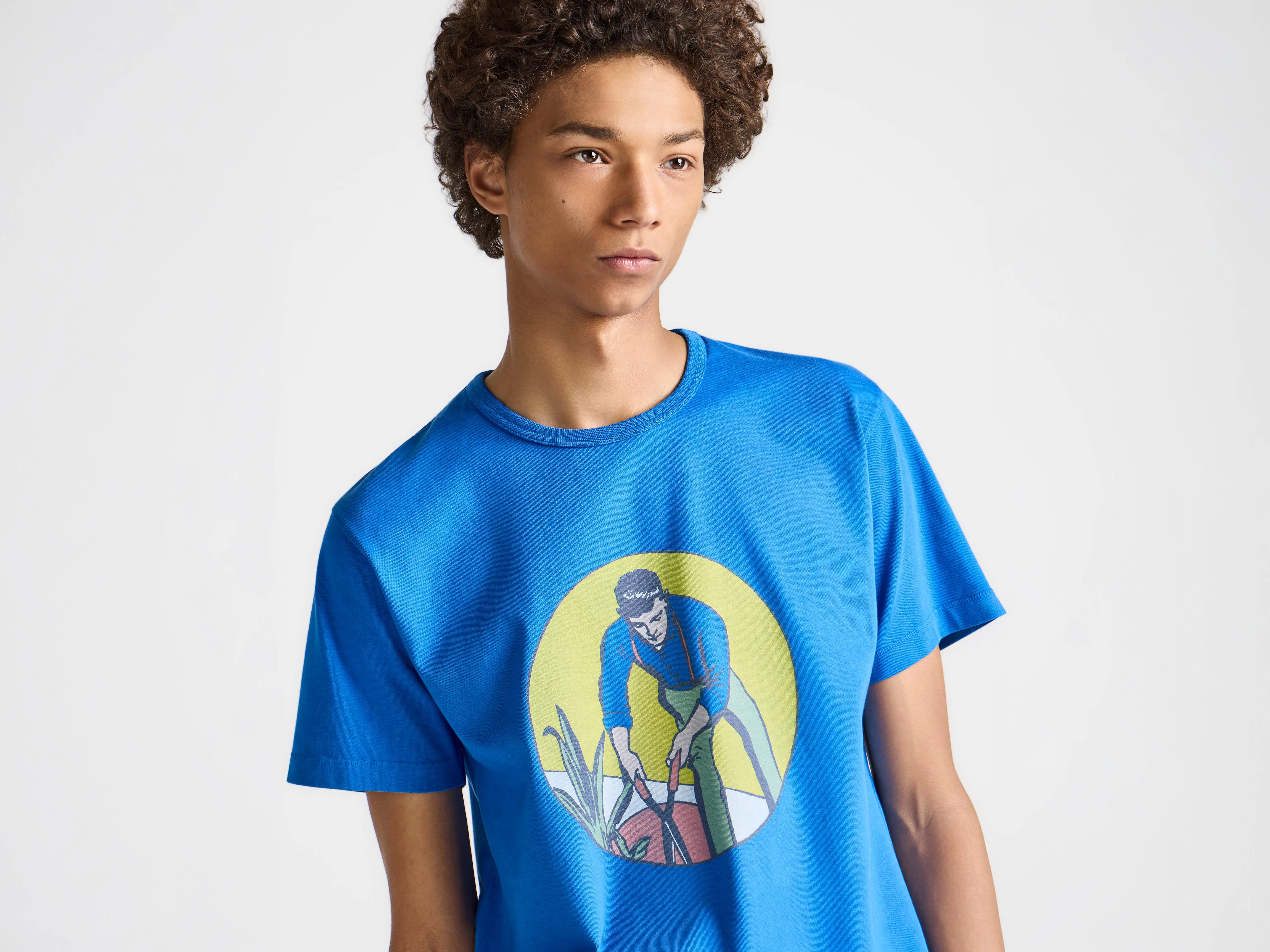 MENS GARDENER T-SHIRT IN SAPPHIRE BLUE sold by J.W. Anderson product image thumbnail 4