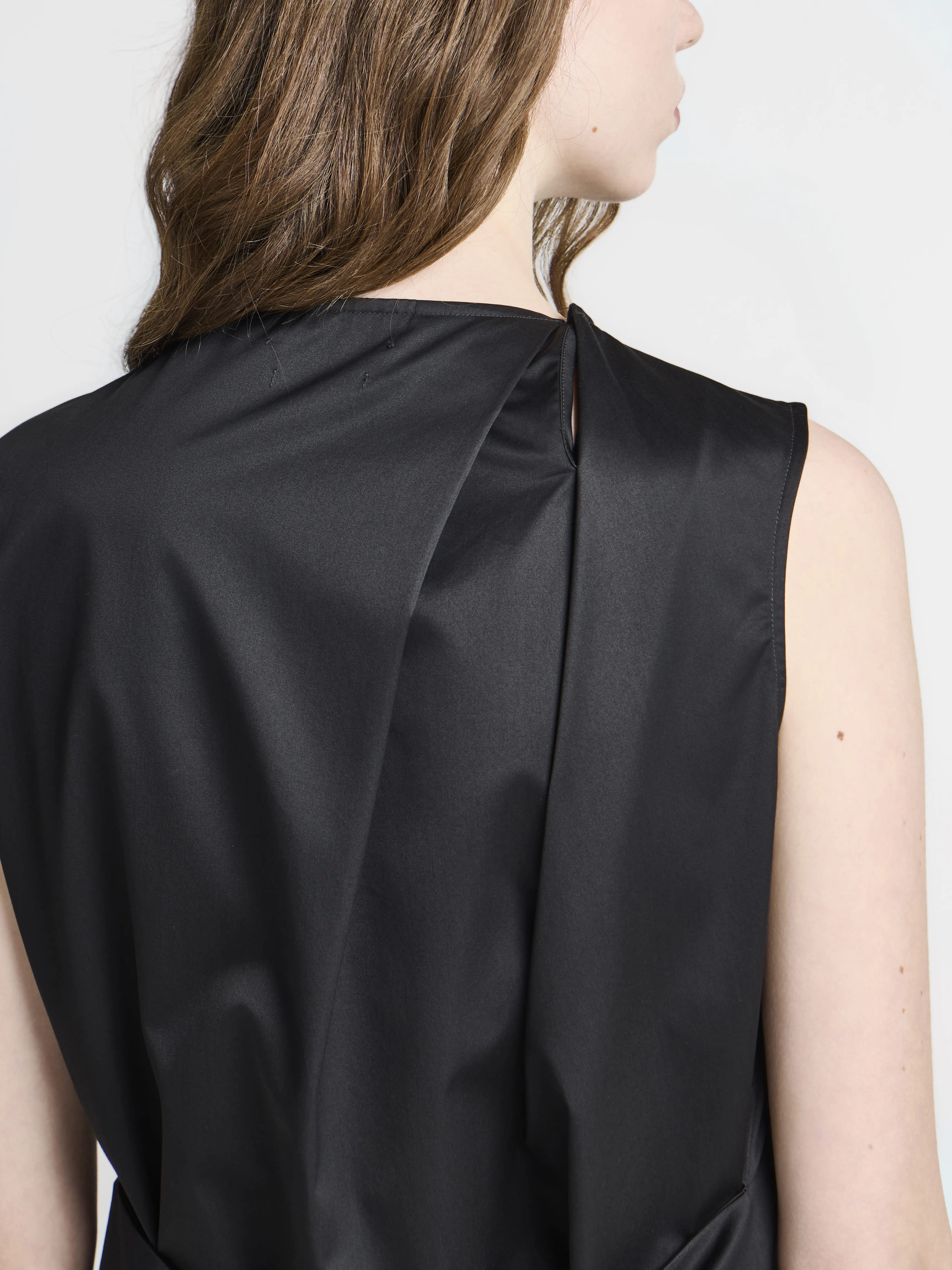 WOMENS SCULPTURAL SLEEVELESS TOP IN BLACK sold by J.W. Anderson product image thumbnail 3