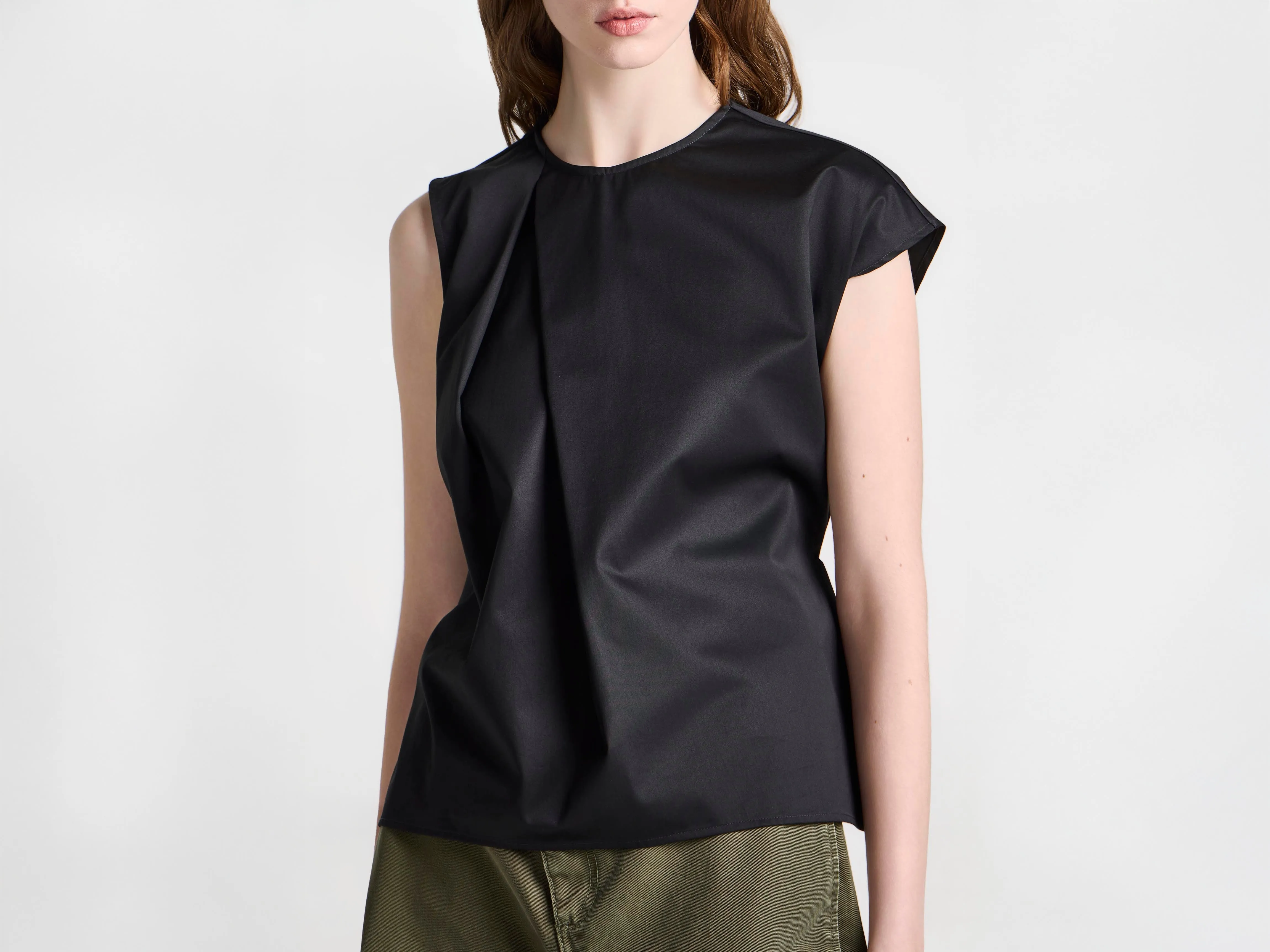 WOMENS SCULPTURAL SLEEVELESS TOP IN BLACK sold by J.W. Anderson product image thumbnail 4