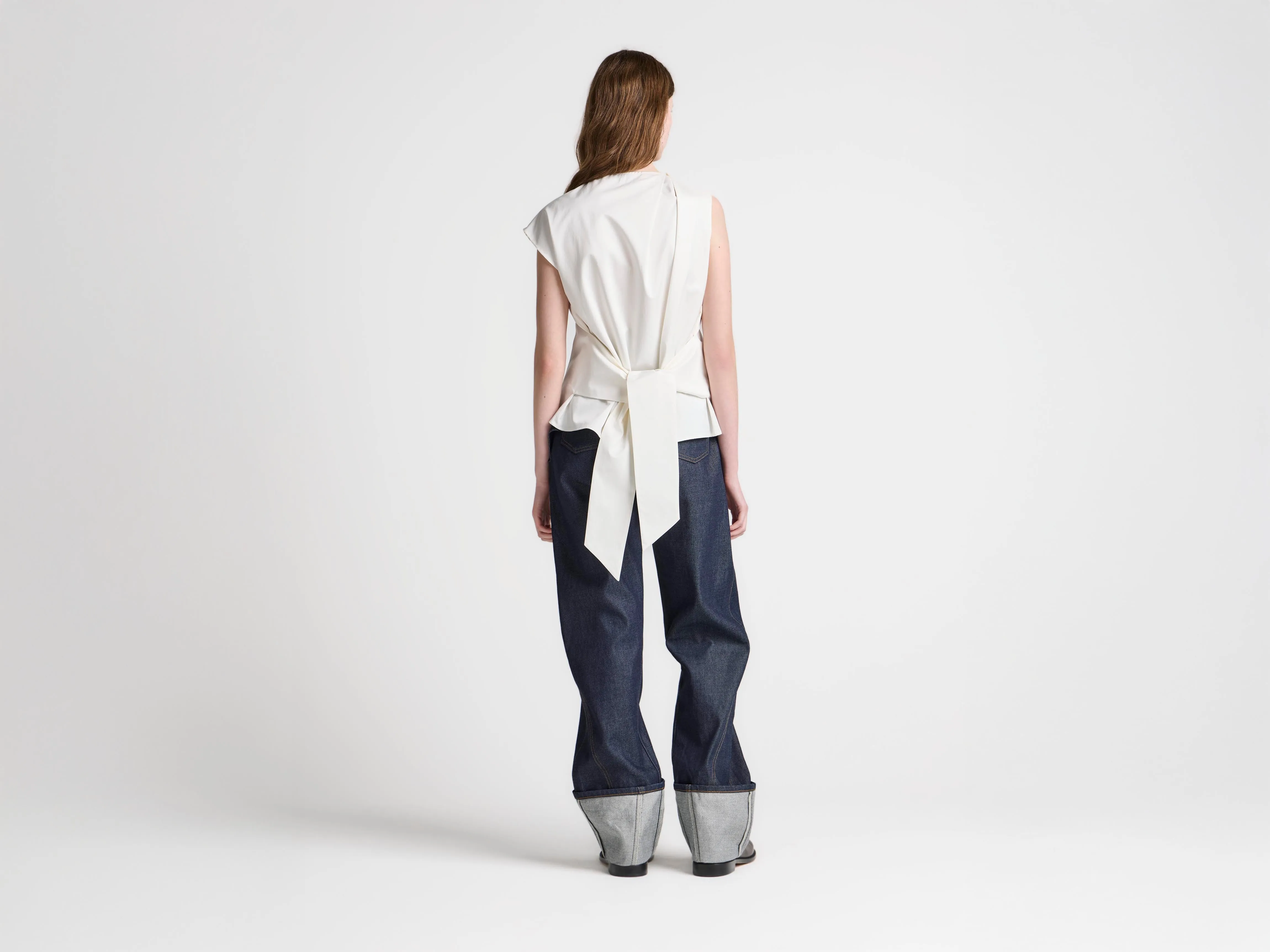 WOMENS TWISTED TURN-UP WORKWEAR DENIM JEANS IN INDIGO sold by J.W. Anderson product image thumbnail 2