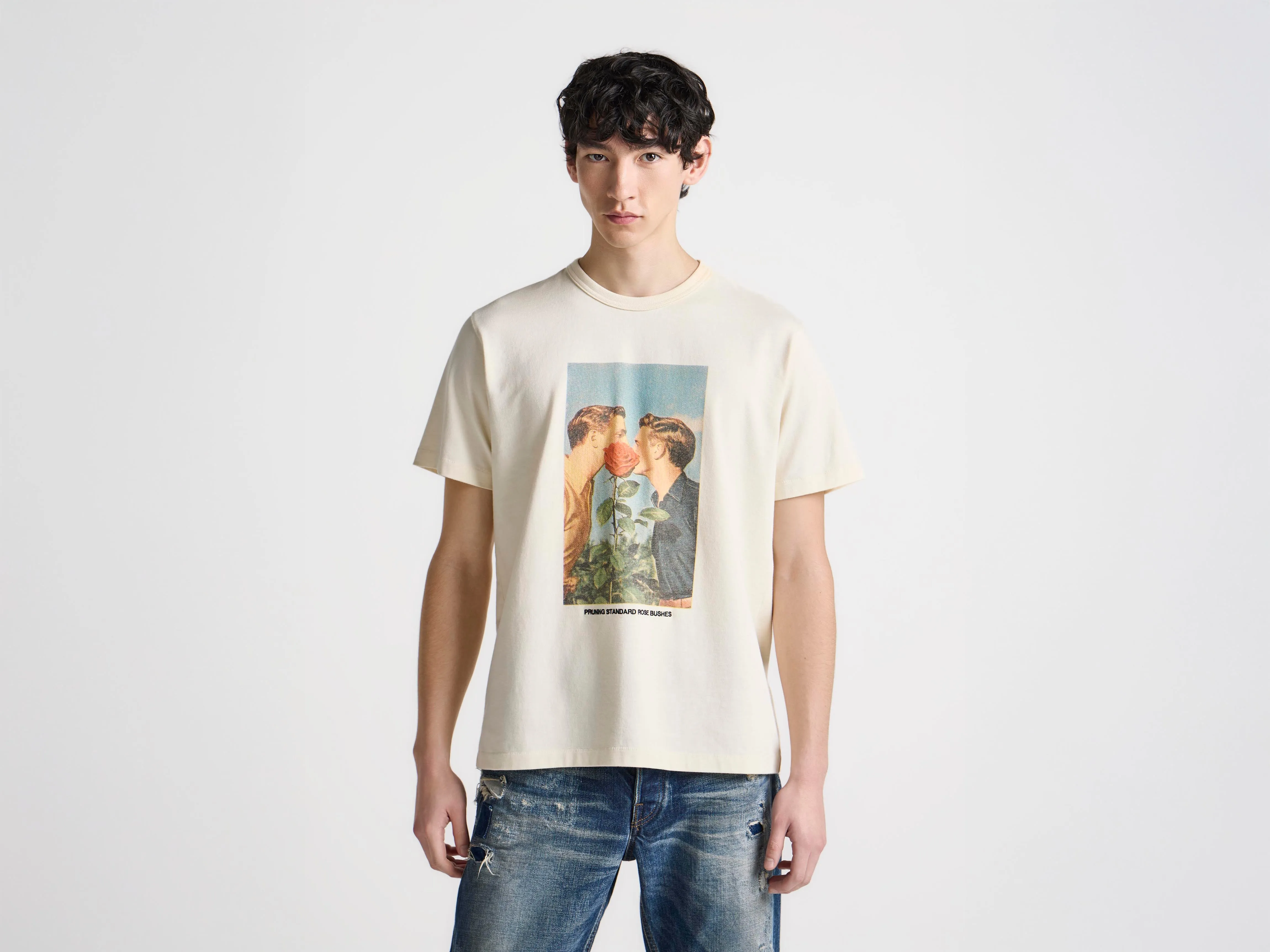 MENS 'KISSING BY THE ROSE BUSH' T-SHIRT IN ECRU sold by J.W. Anderson product image thumbnail 2